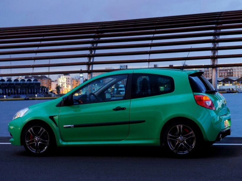 Goedkope auto met veel vermogen