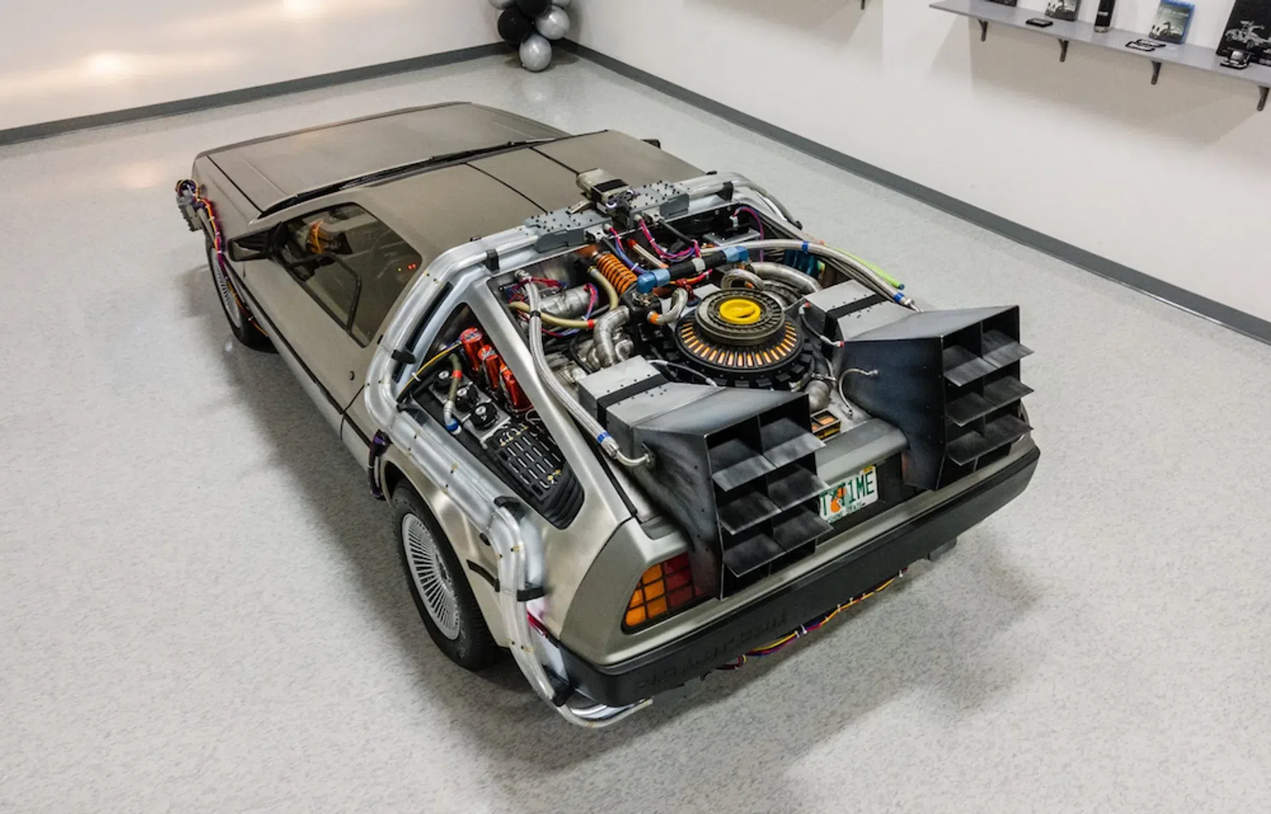 DELorean