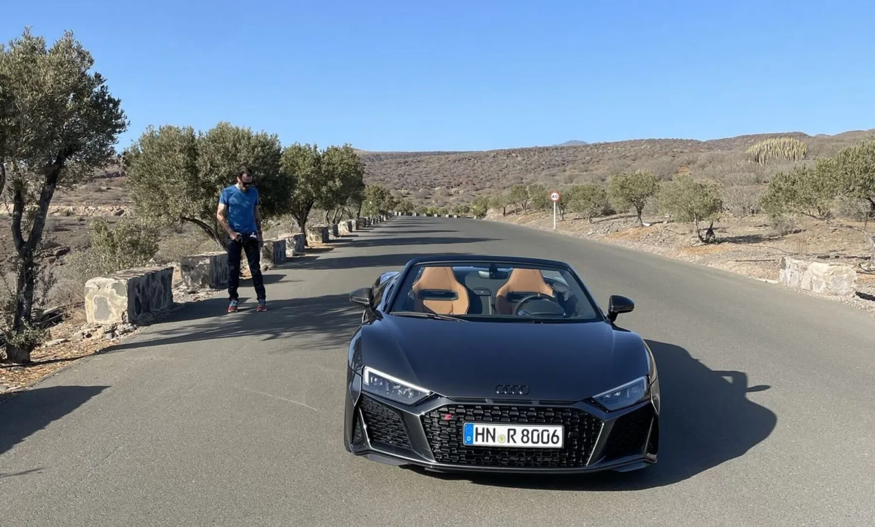 Audi R8 RWD rijtest en video - driften!