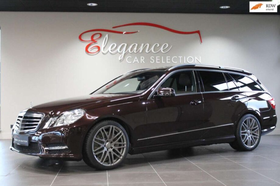Donkerbruine Brabus B50 Estate