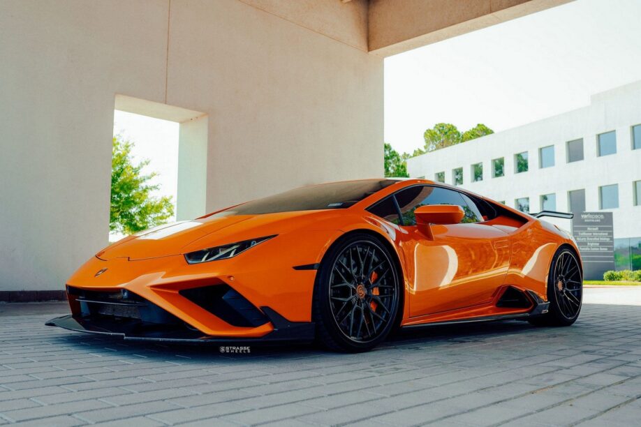 Oranje Huracán EVO