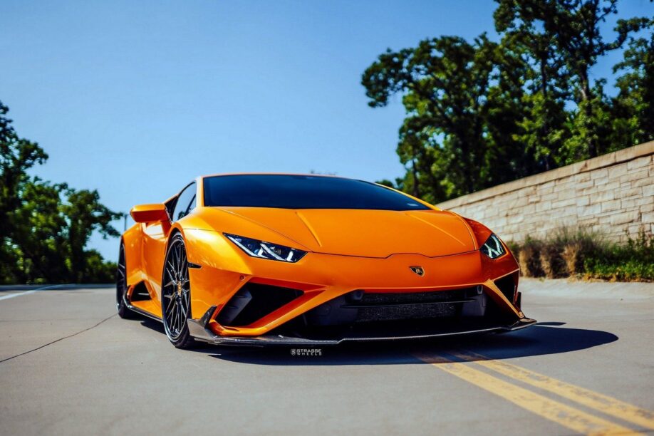Oranje Huracán EVO