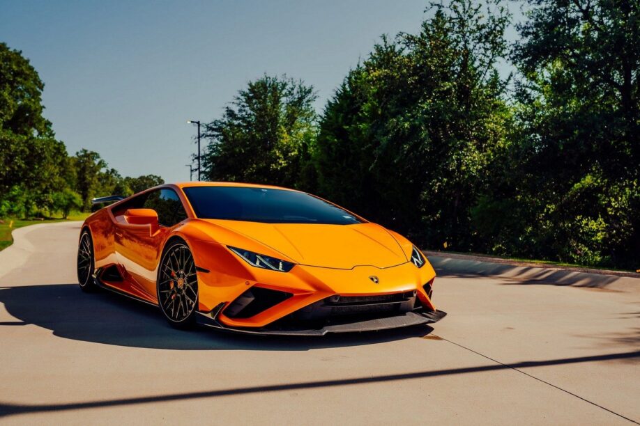 Oranje Huracán EVO