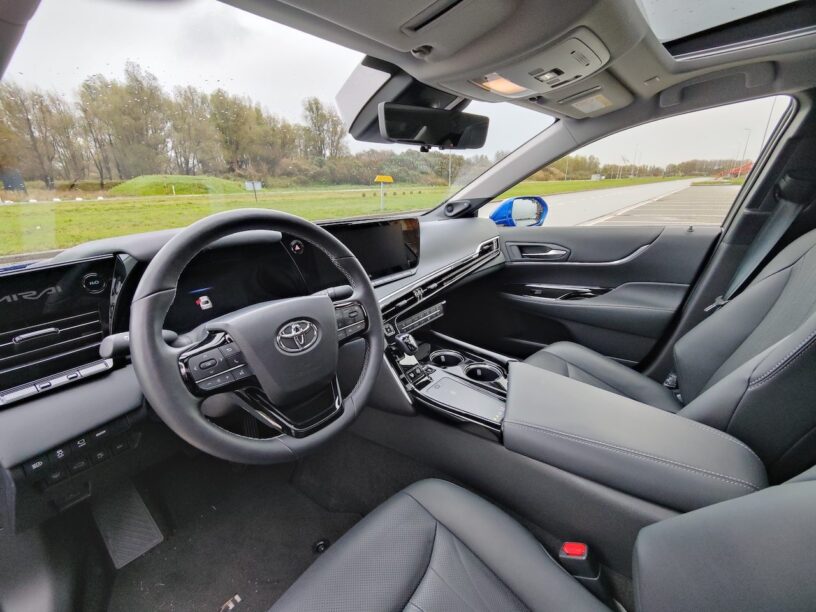 Toyota Mirai rijtest