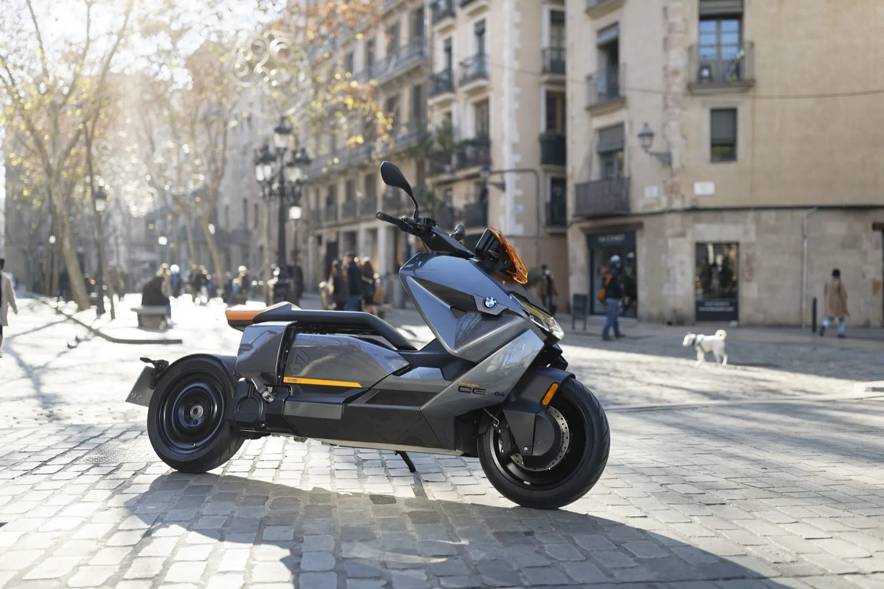 bmw ce 04