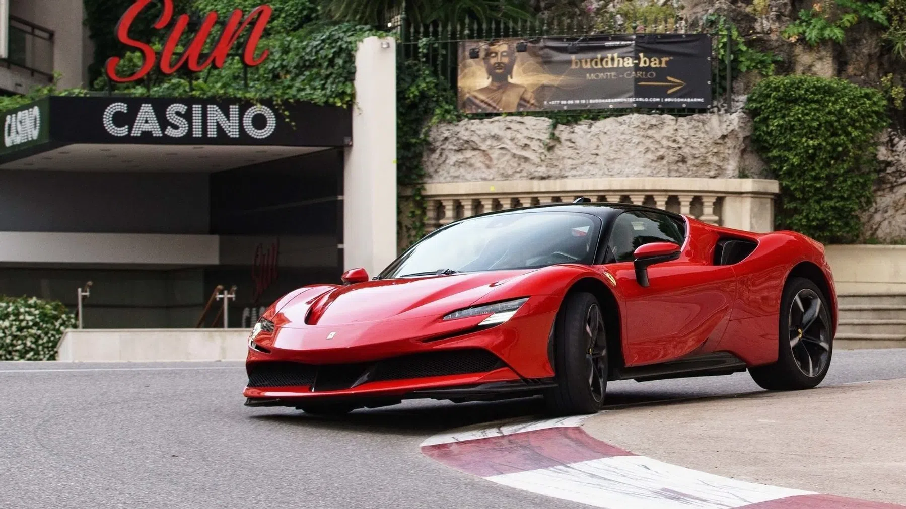 Ferrari SF90 Stradale