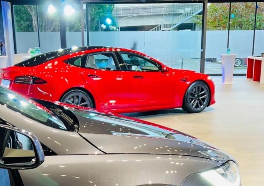 Nieuwe koplampen Model S