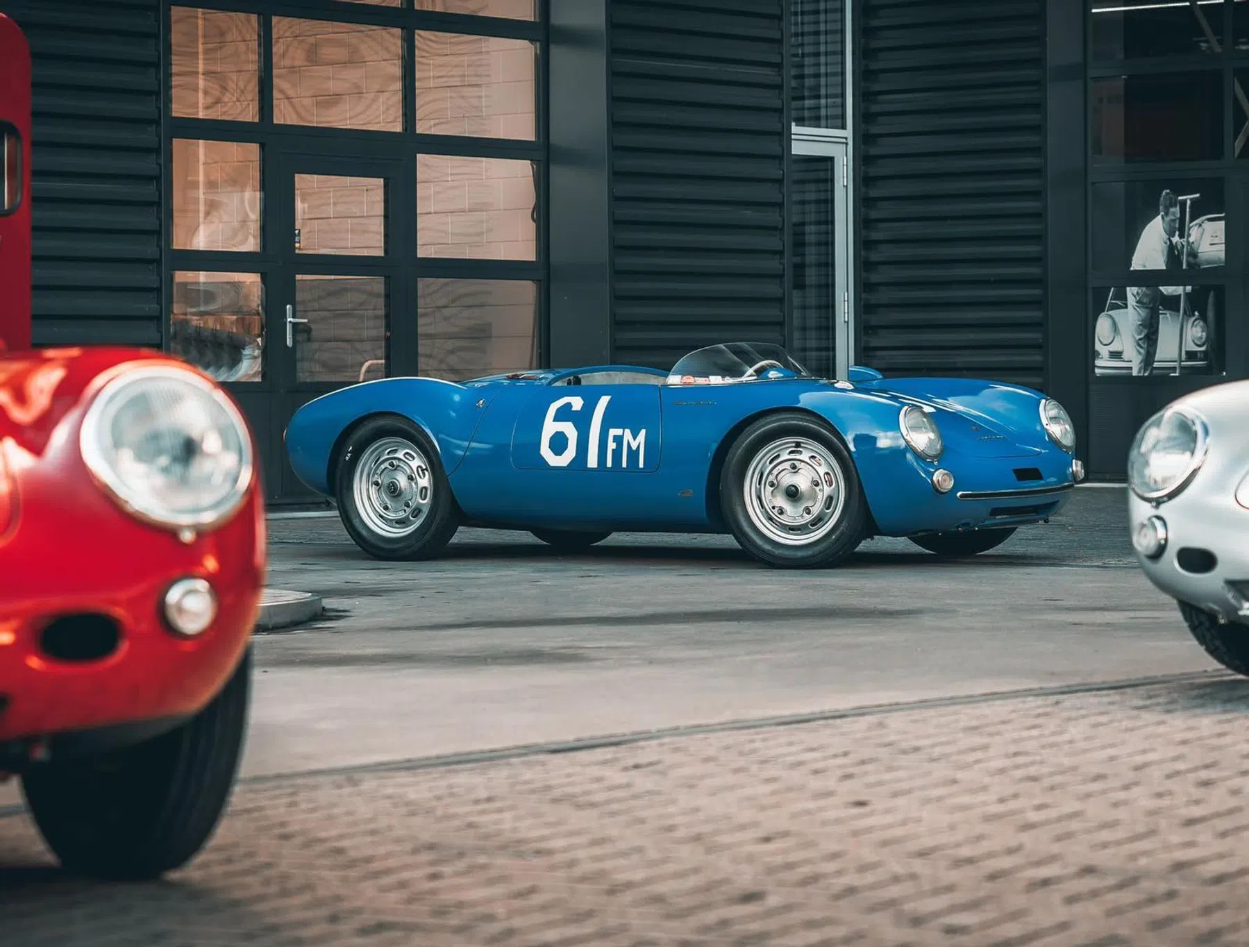 Driemaal Porsche 550 Spyder