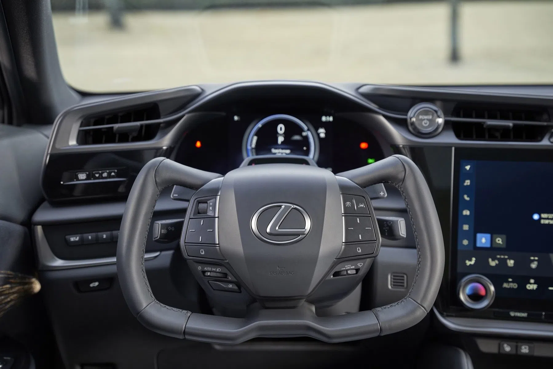 Lexus RZ450e