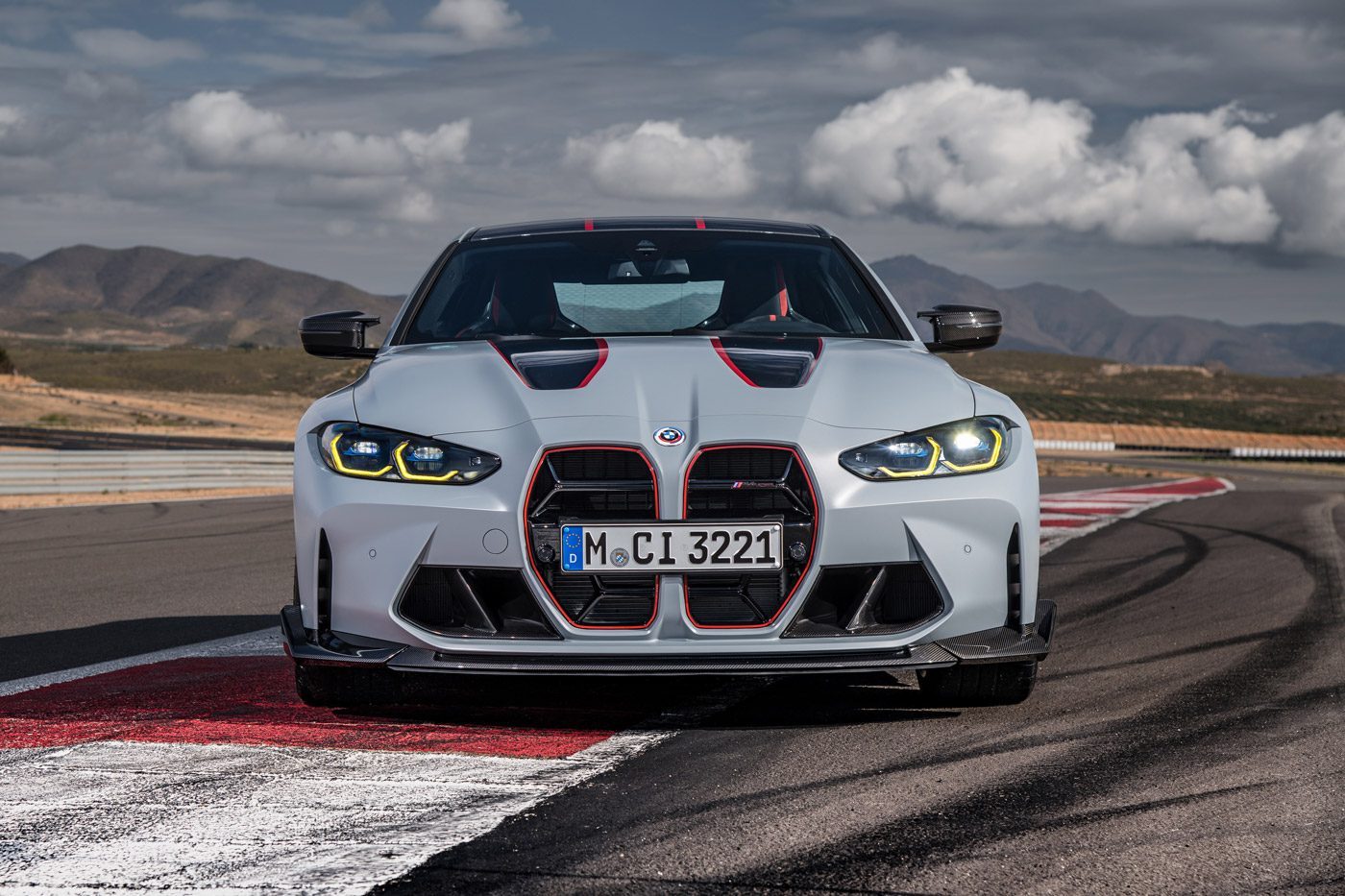 BMW M4 CSL