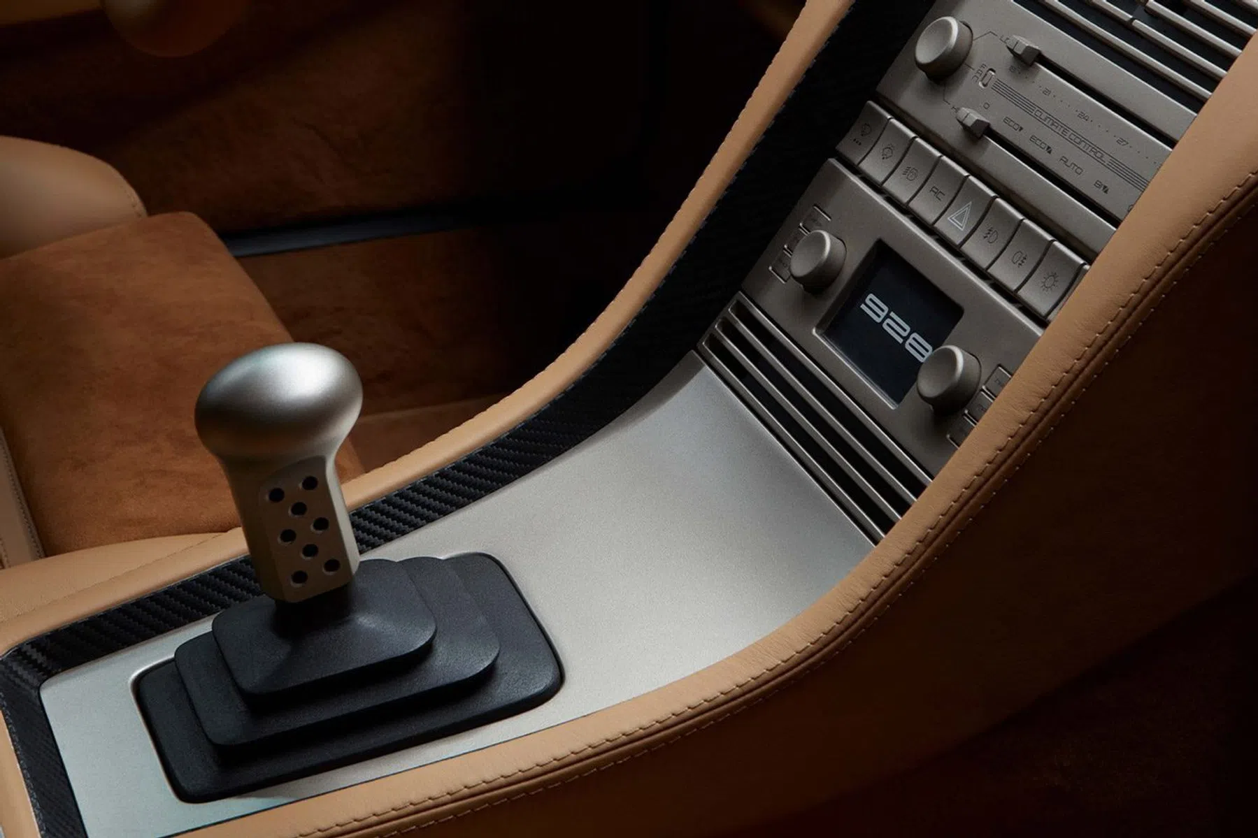 Porsche 928 restomod