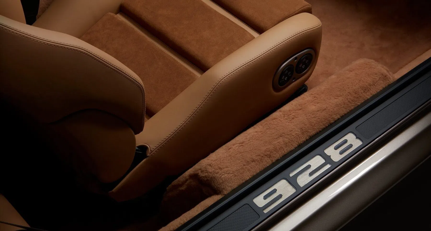 Porsche 928 restomod