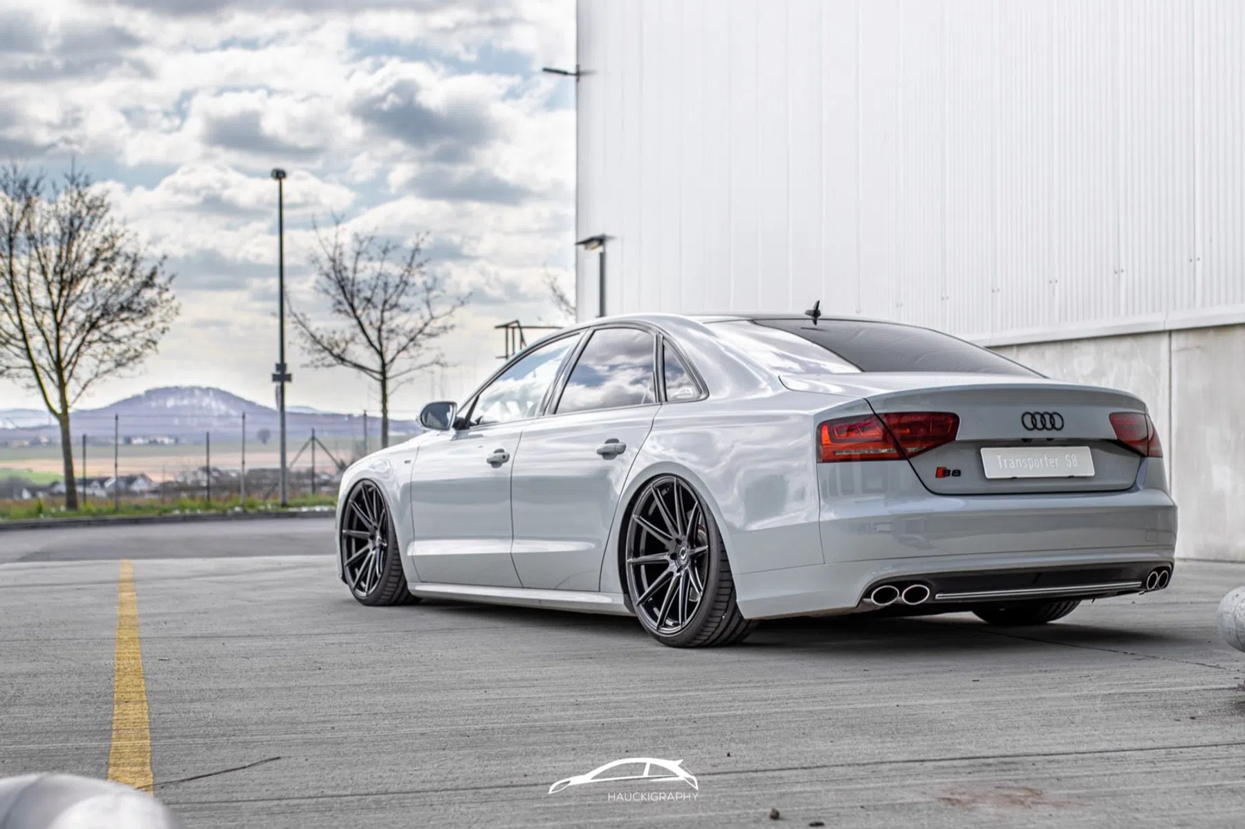oude Audi S8