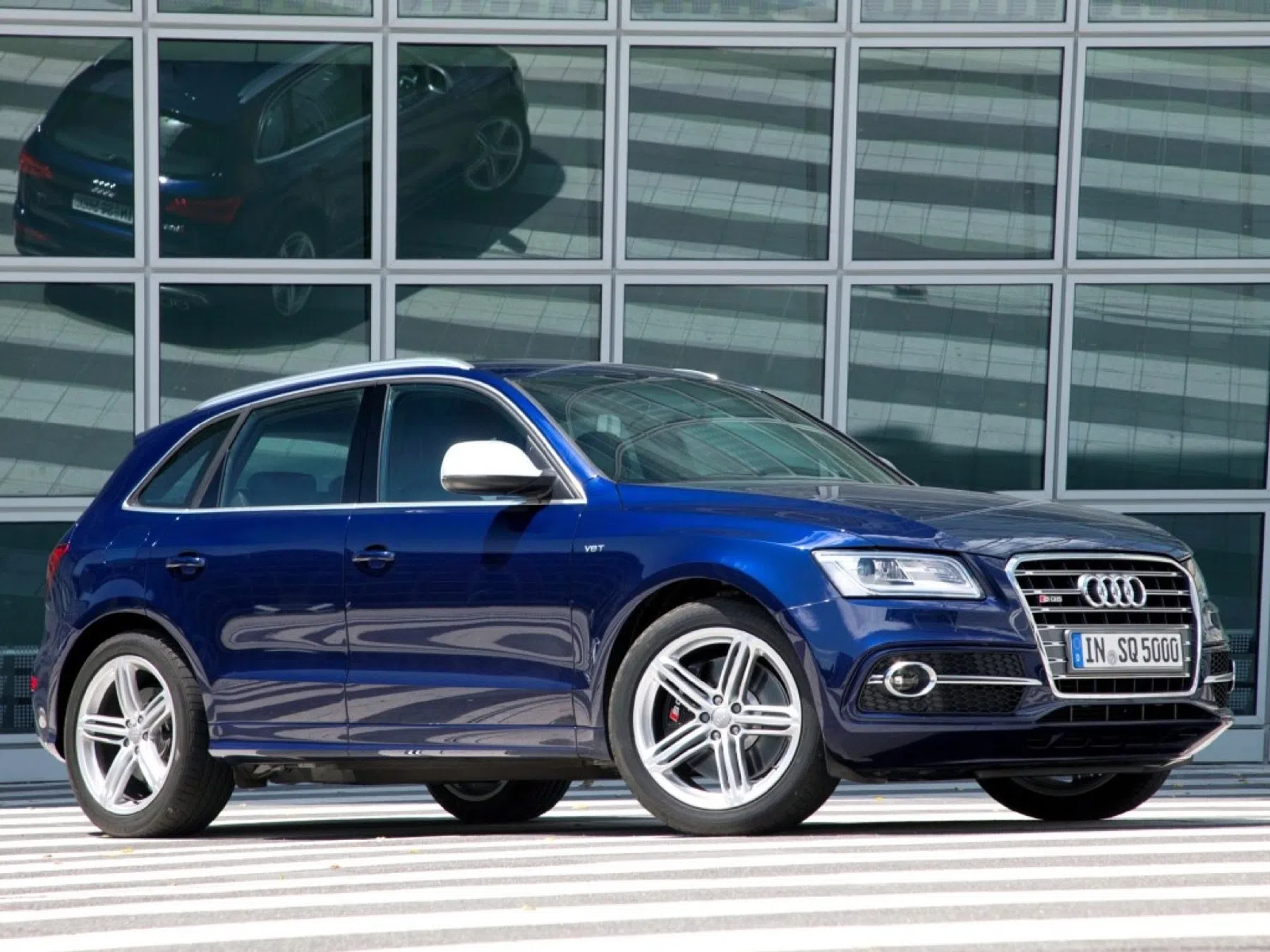Premium diesel SUV