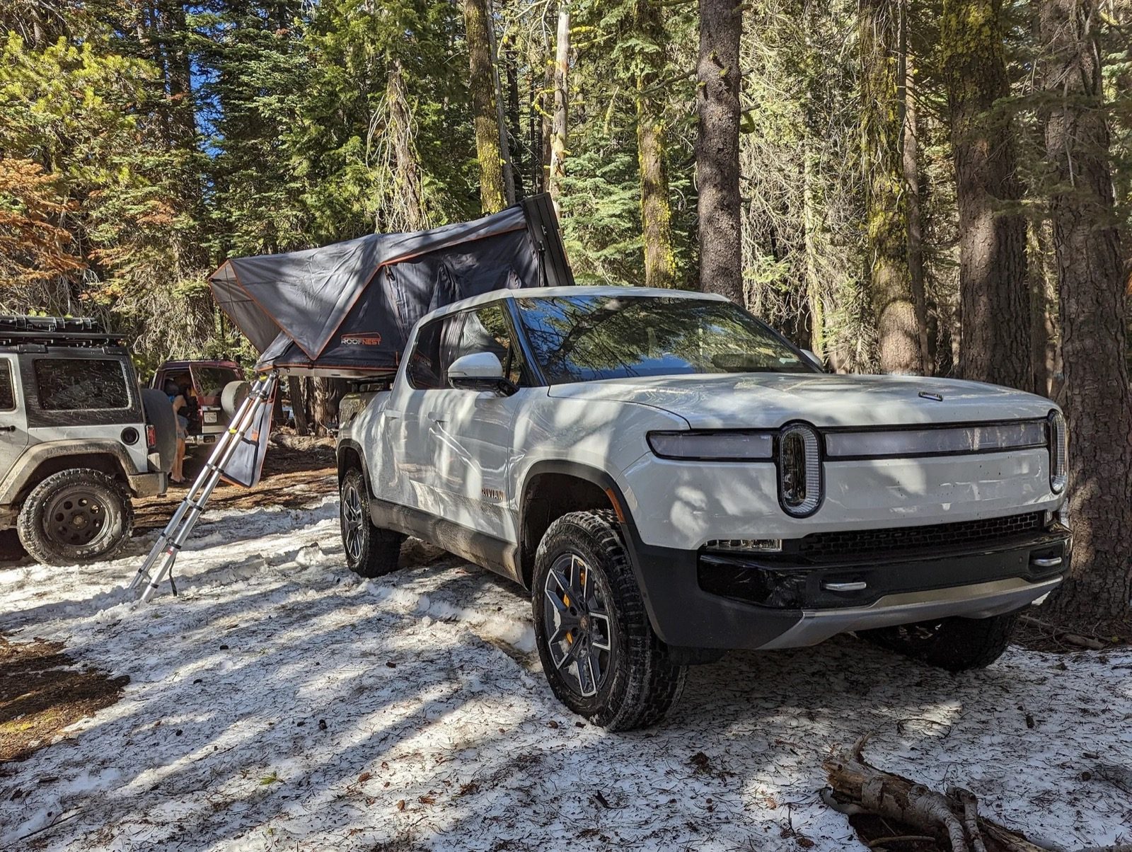 kamperen met de Rivian