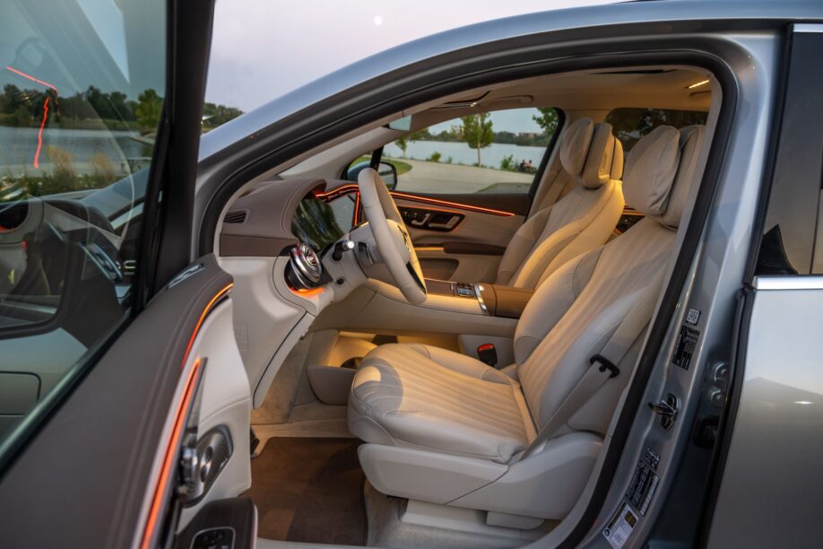 Mercedes EQS SUV rijtest en video