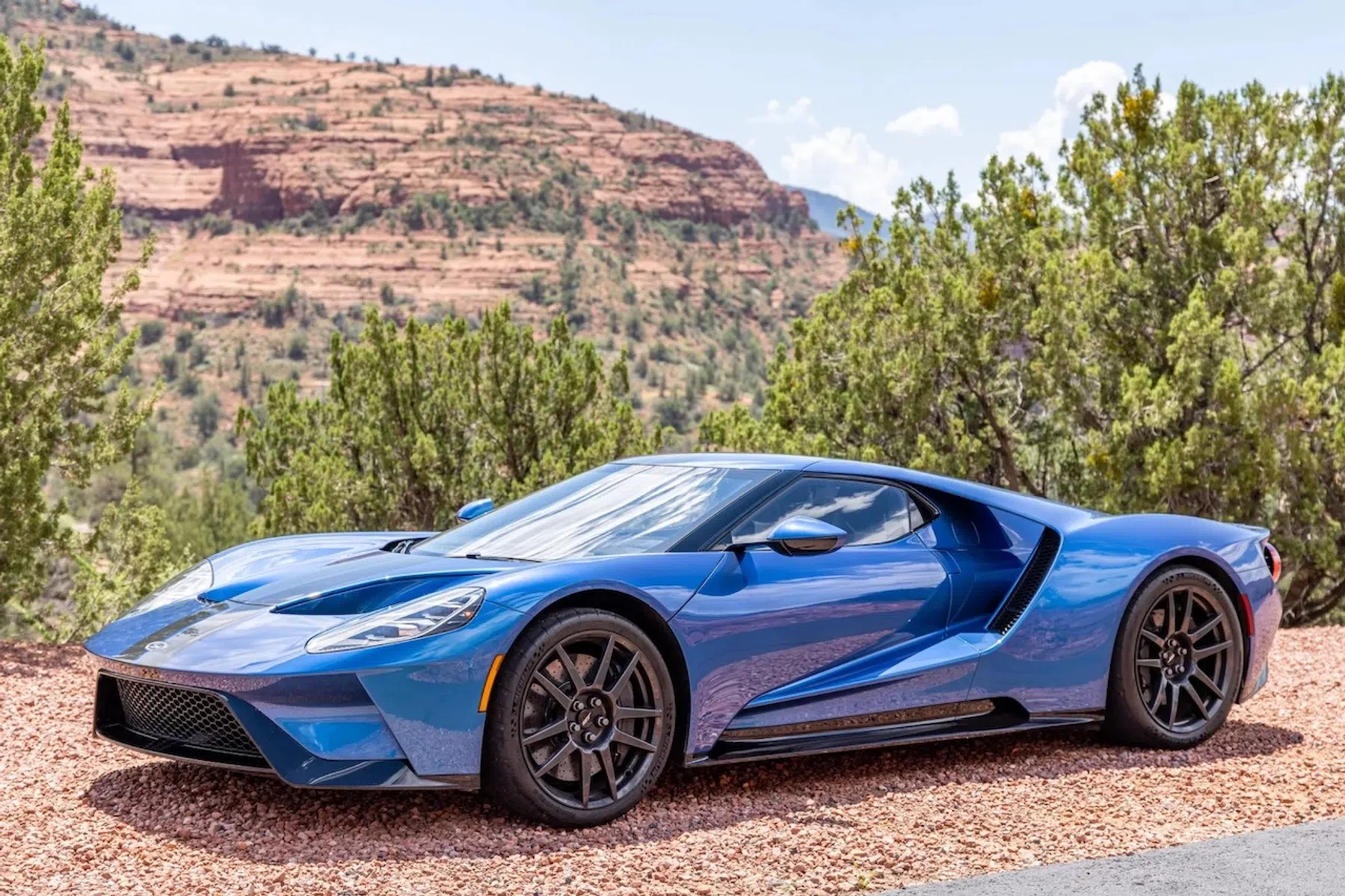 Ford GT bring a trailer