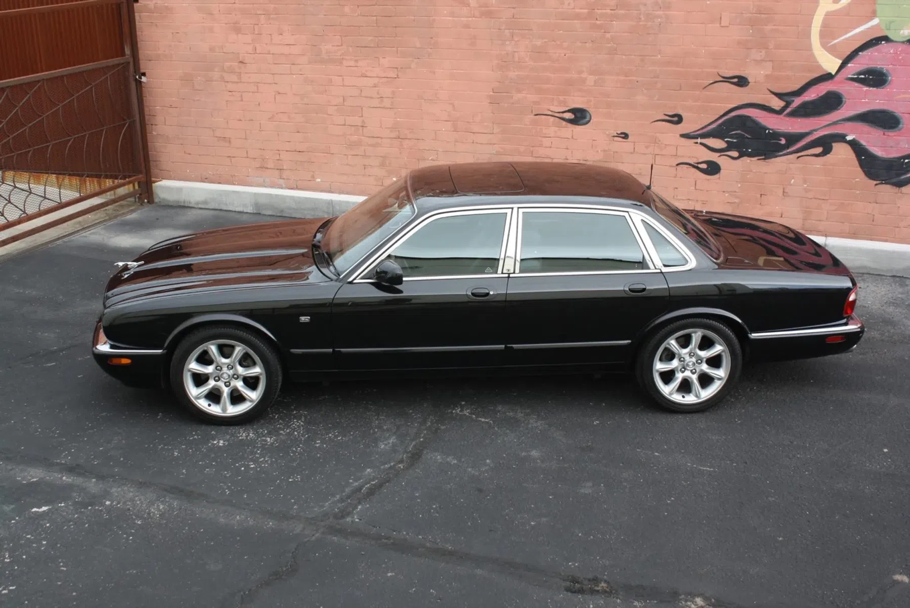 roestvrije Jaguar XJR
