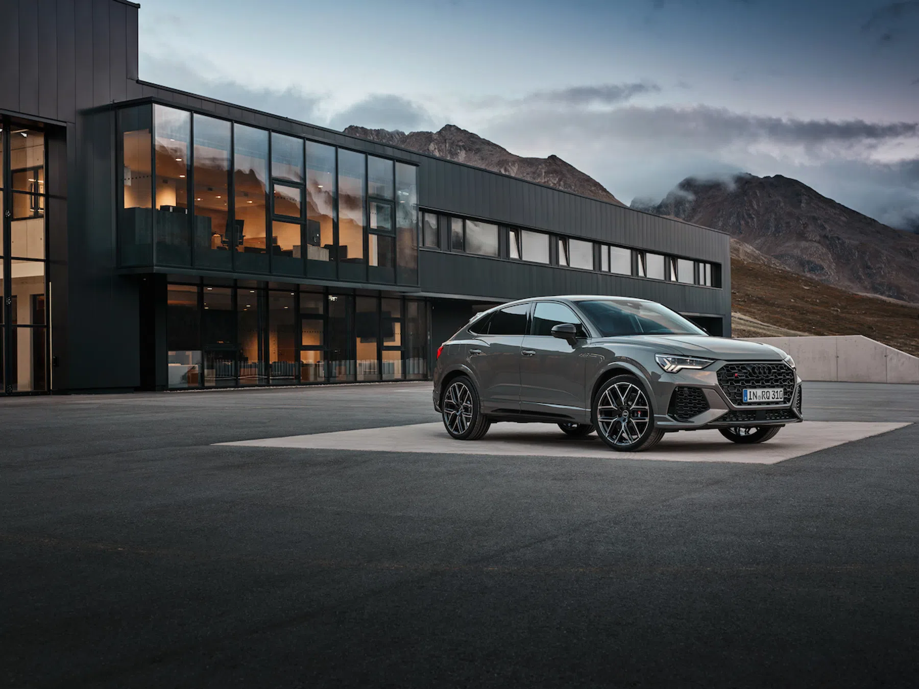 Audi RS Q3 Edition 10