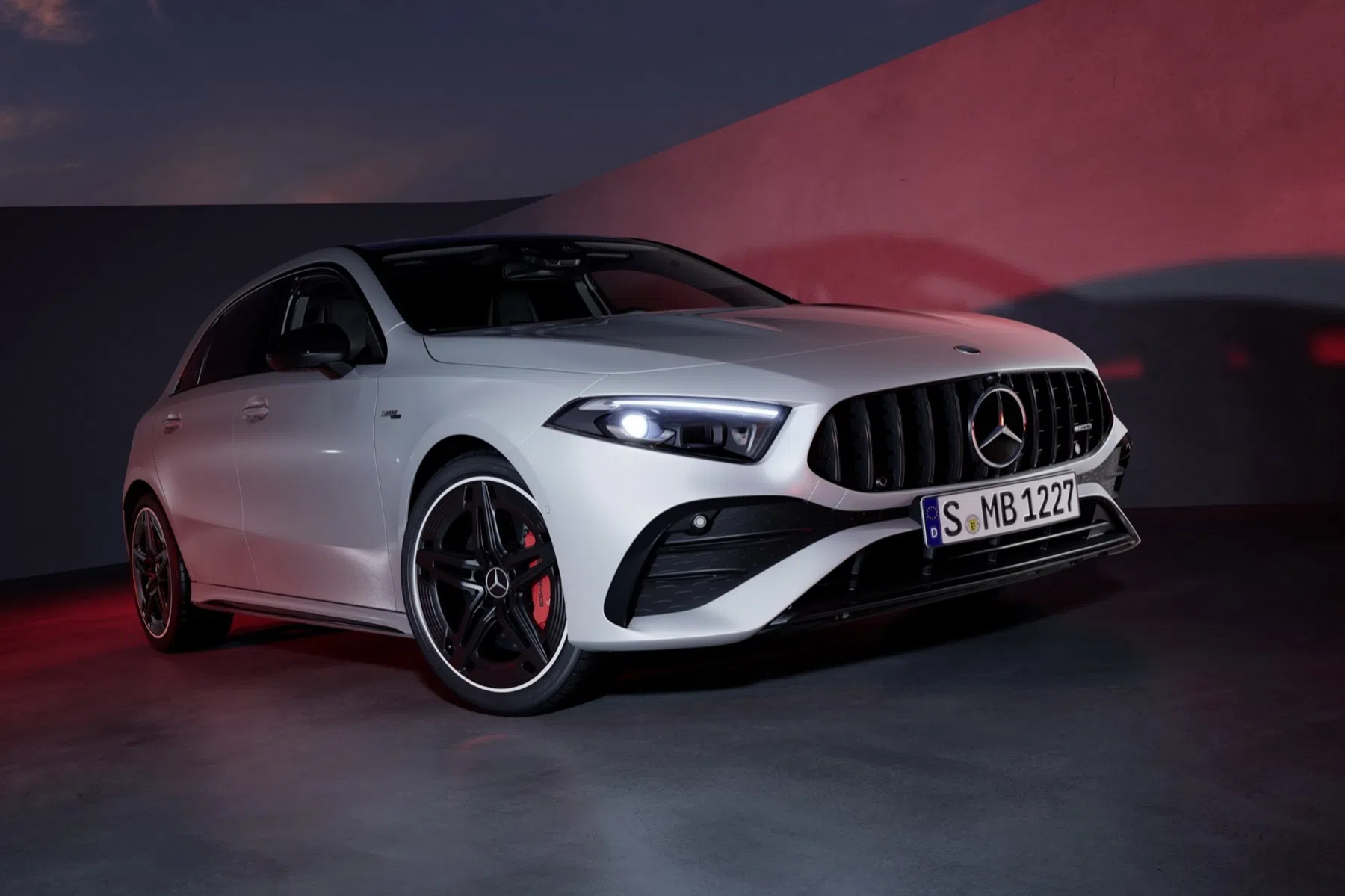 vernieuwde Mercedes A-Klasse