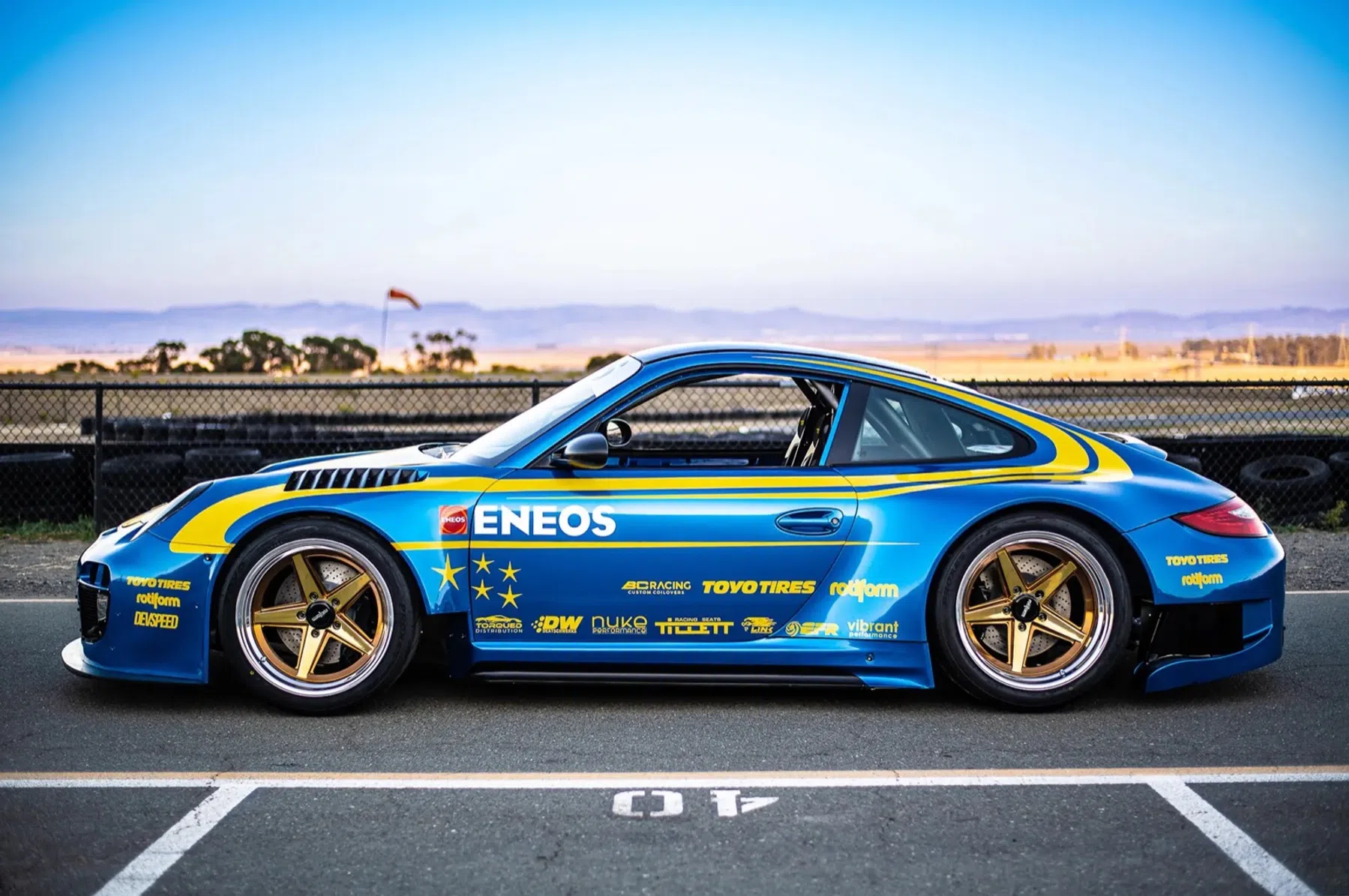 911 met viercilinder