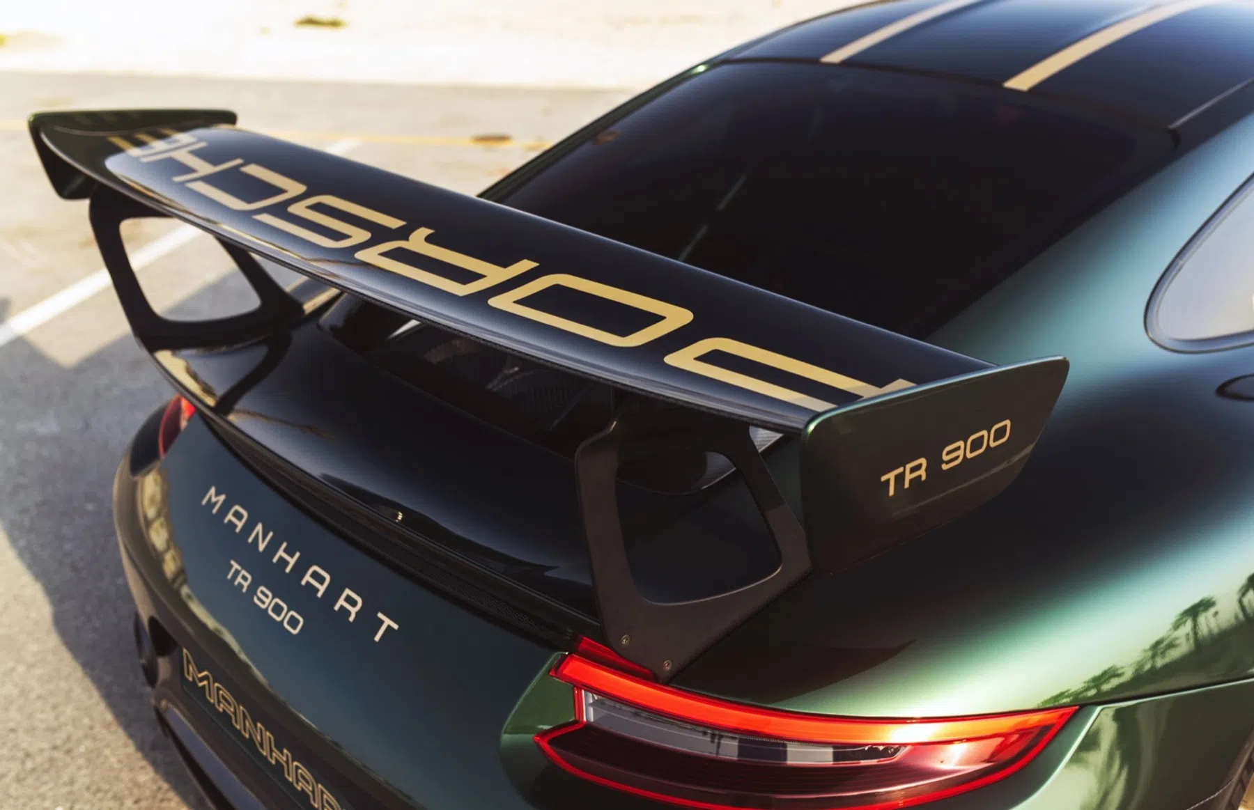 donkergroene 911 GT2 RS