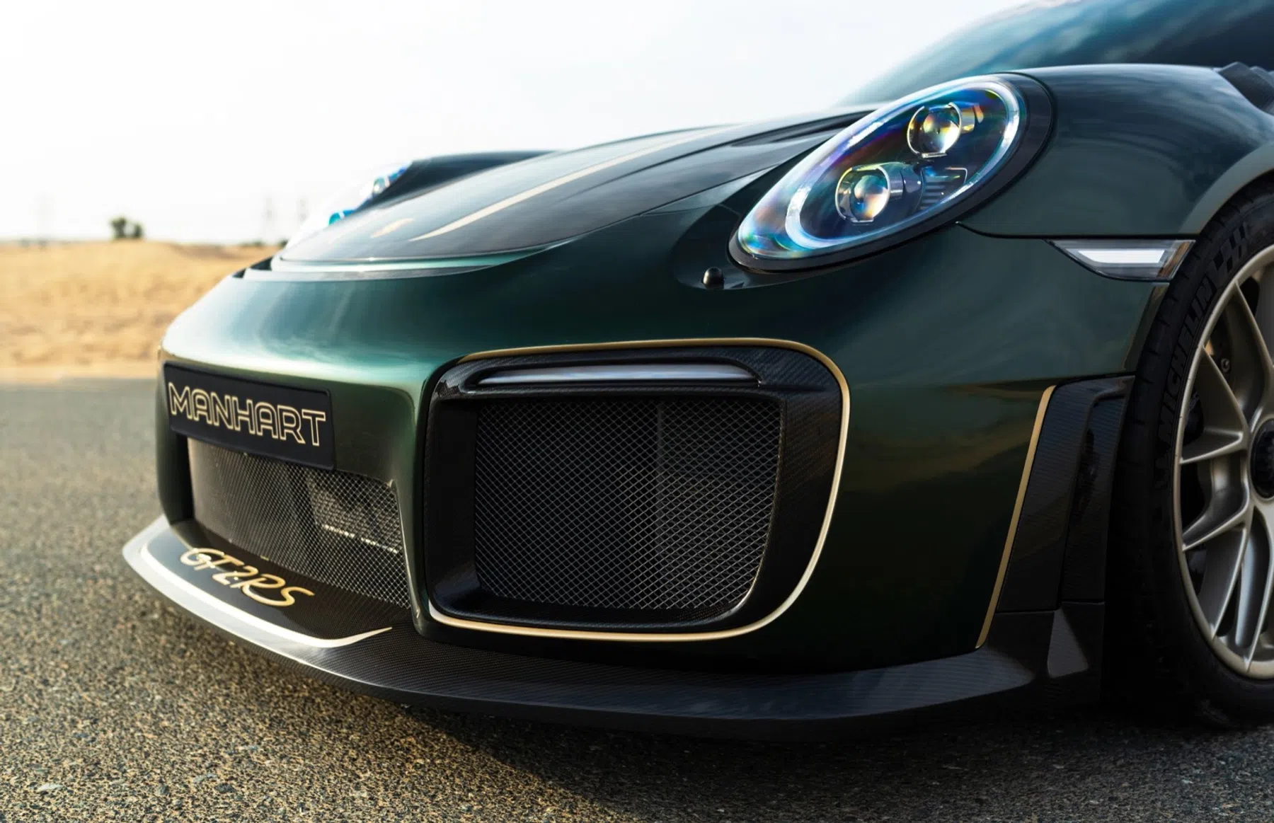 donkergroene 911 GT2 RS