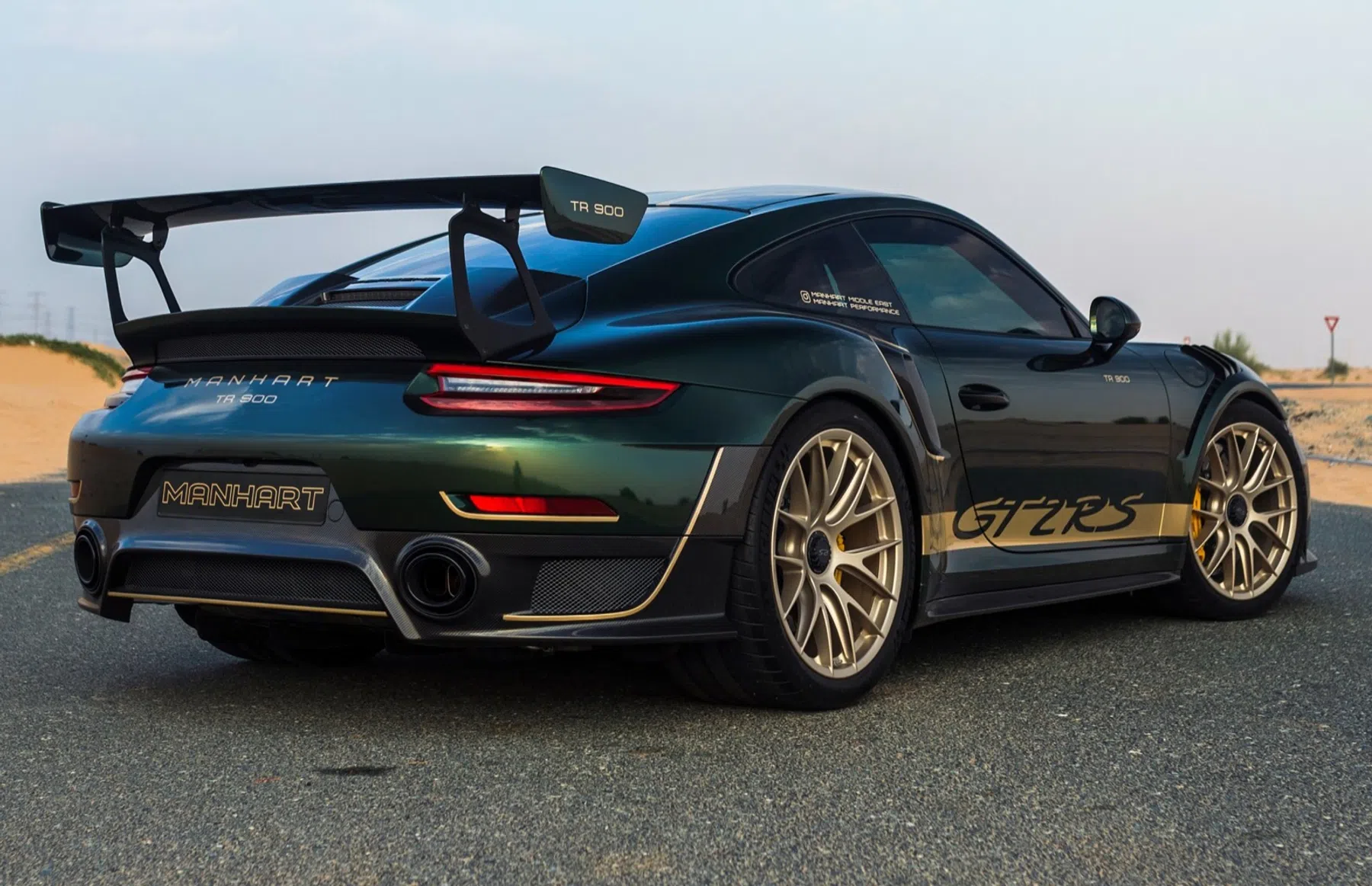 donkergroene 911 GT2 RS