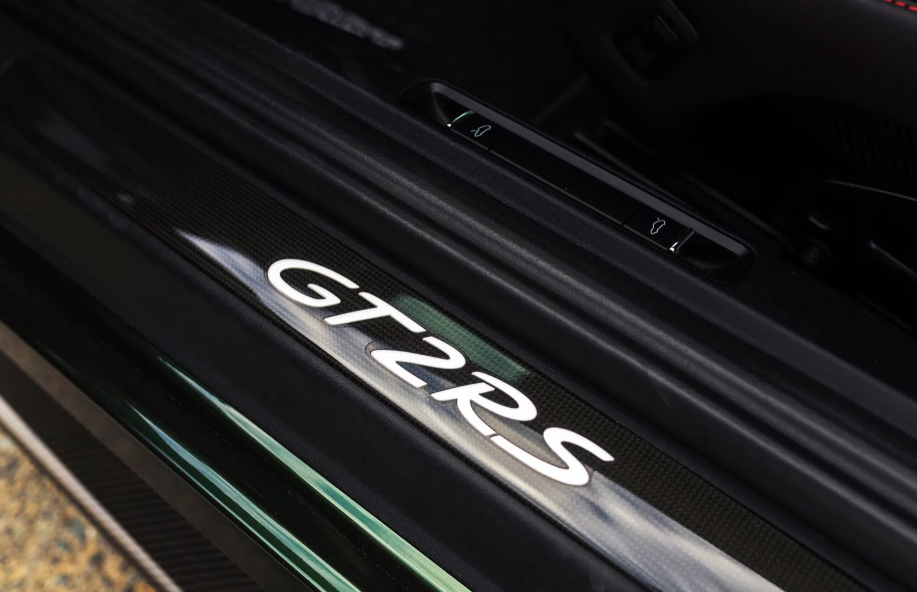 donkergroene 911 GT2 RS