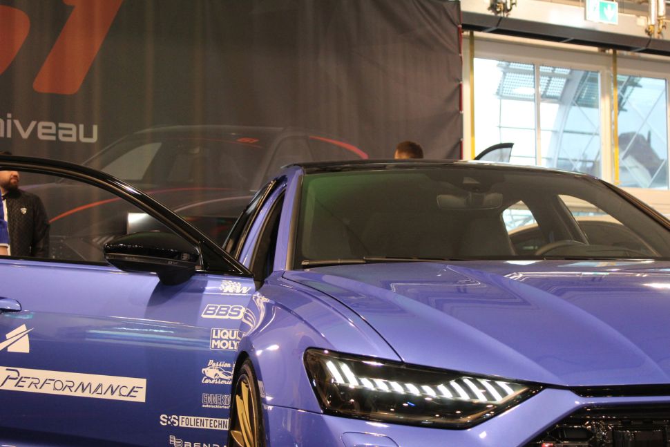 Audi RS6 sedan