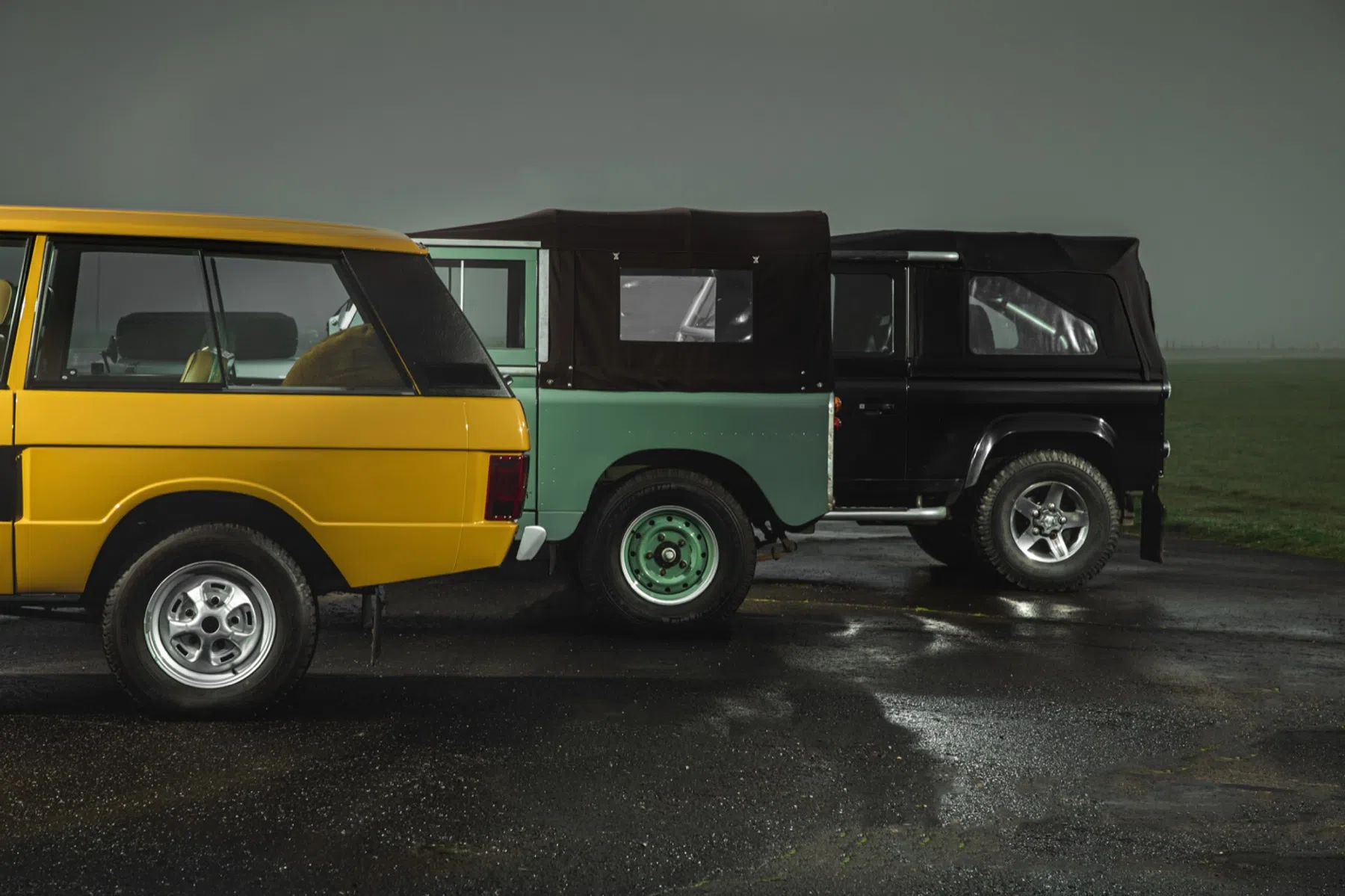 Zimbuginy Land Rover Peperdure Land Rovers hebben een verrassing