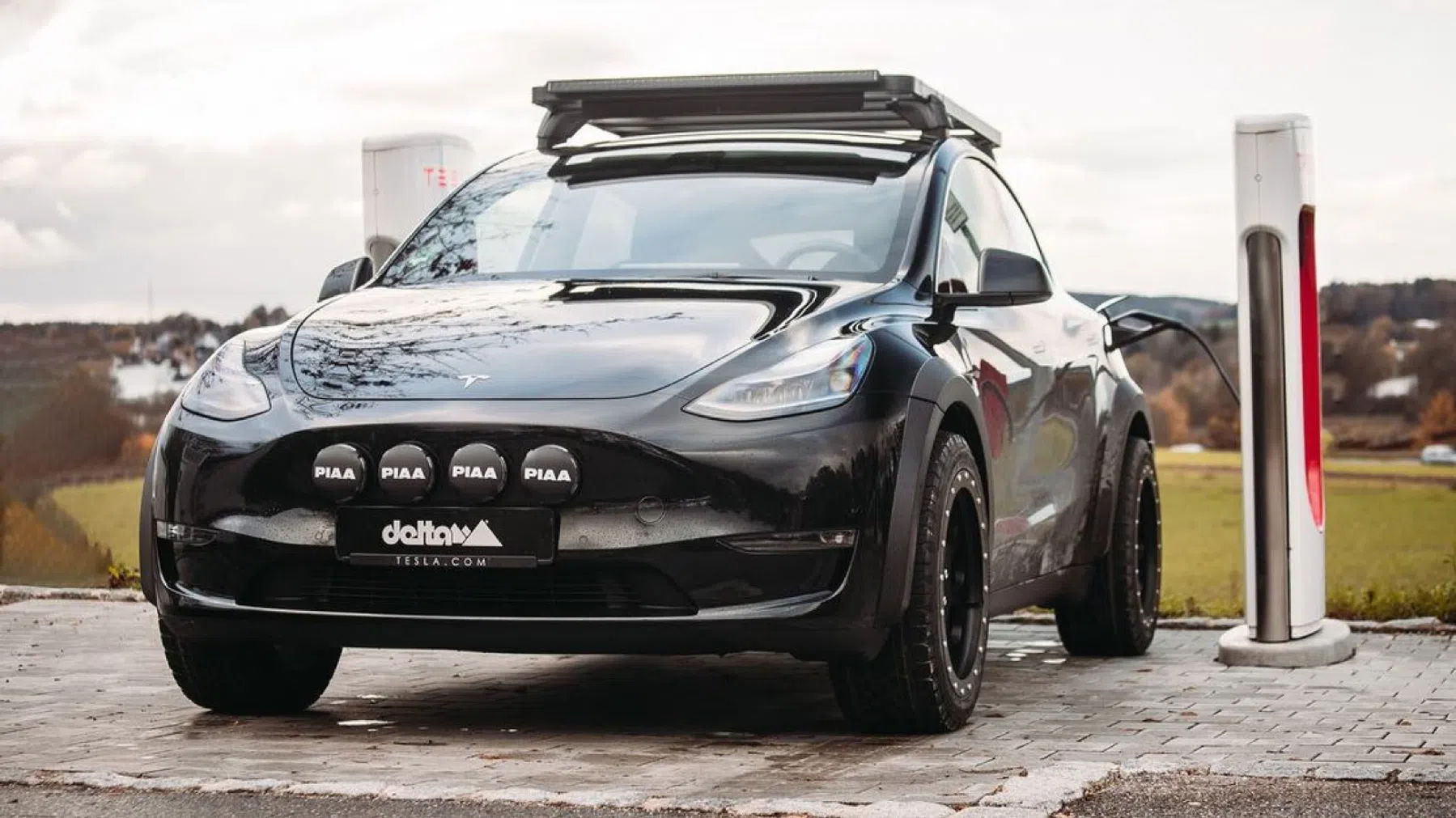 Tesla Model Y offroader