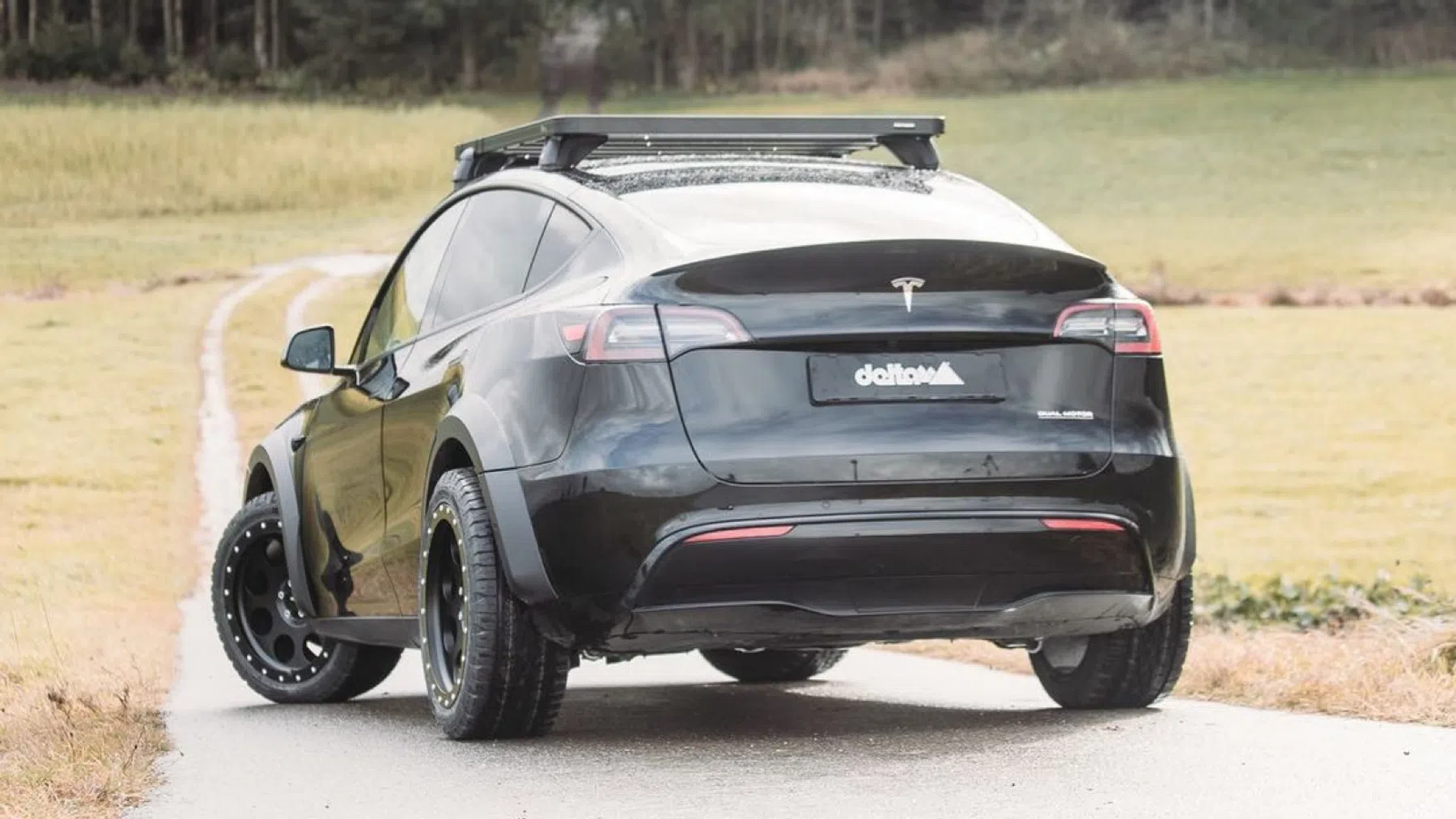 Tesla Model Y offroader