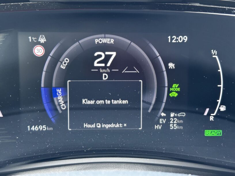 Het tankklepje van de Lexus NX