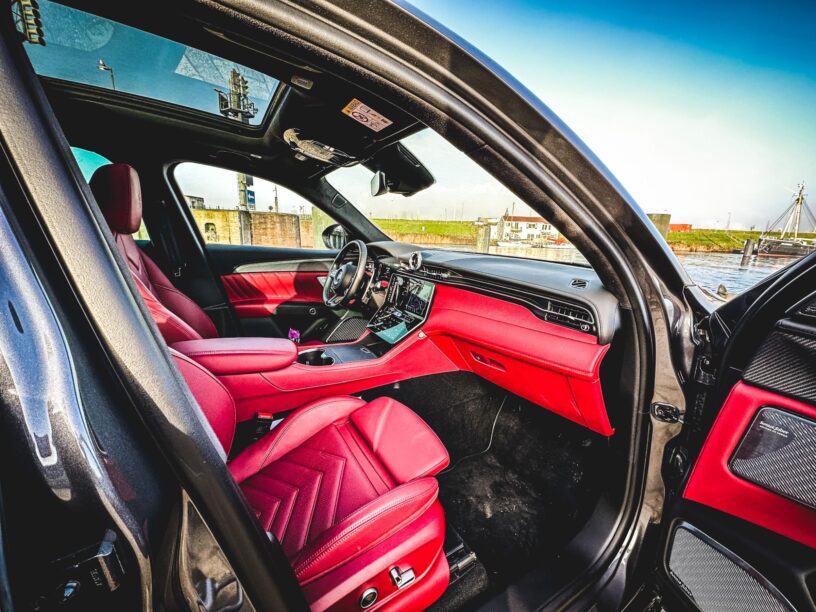 Maserati Grecale Trofeo interieur