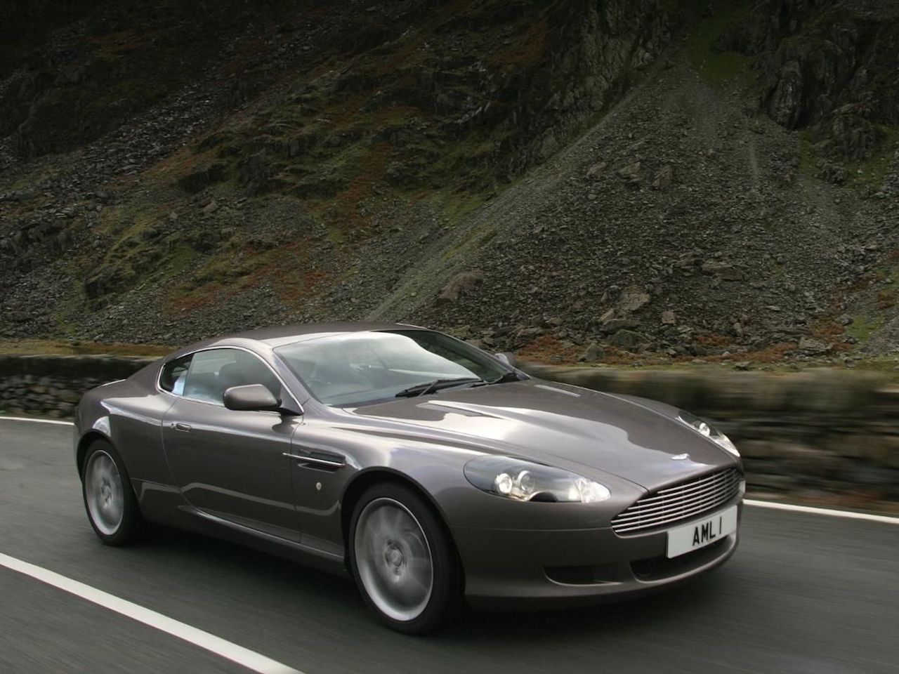 Aston Martin DB9