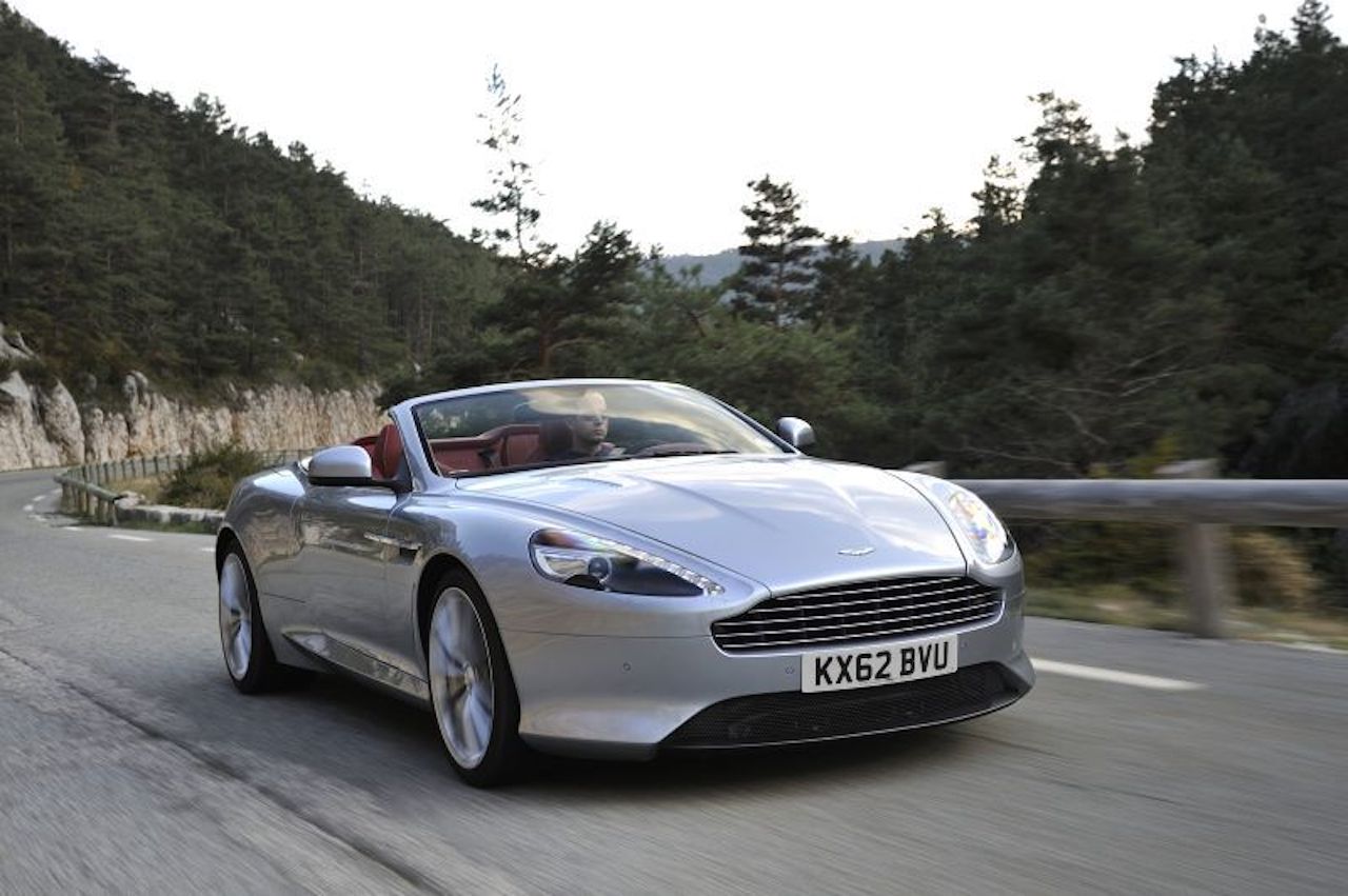 Aston Martin DB9