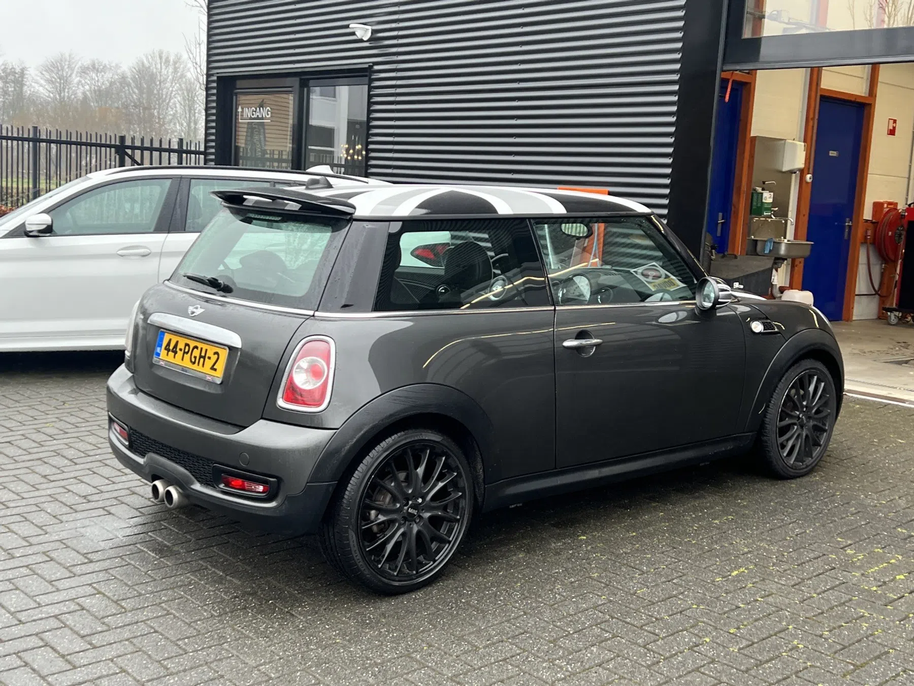 Autoblog Garage Mini Cooper
