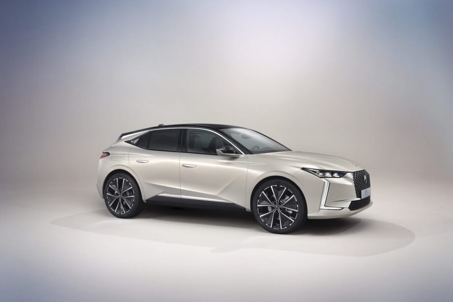 DS 4