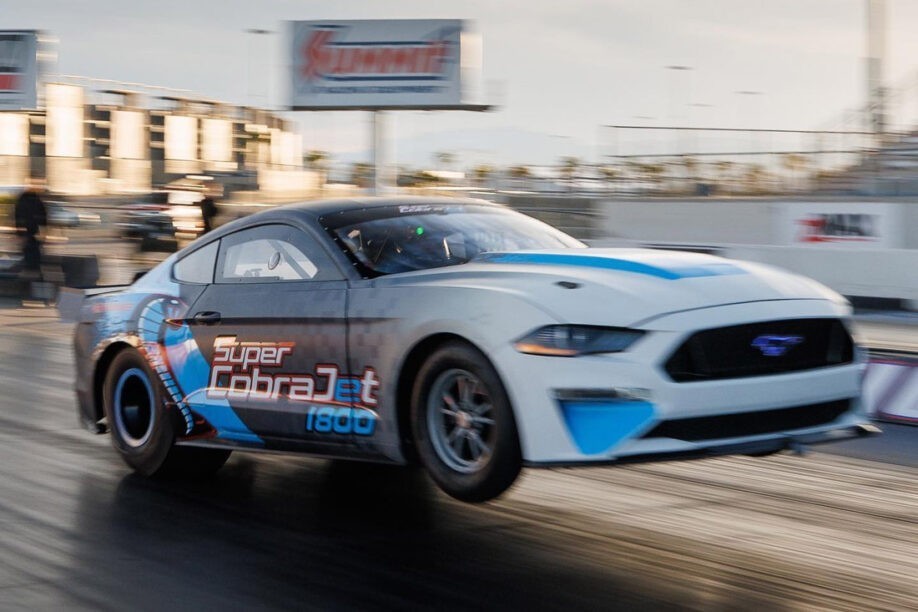 Ford Mustang Super Cobra Jet 1800
