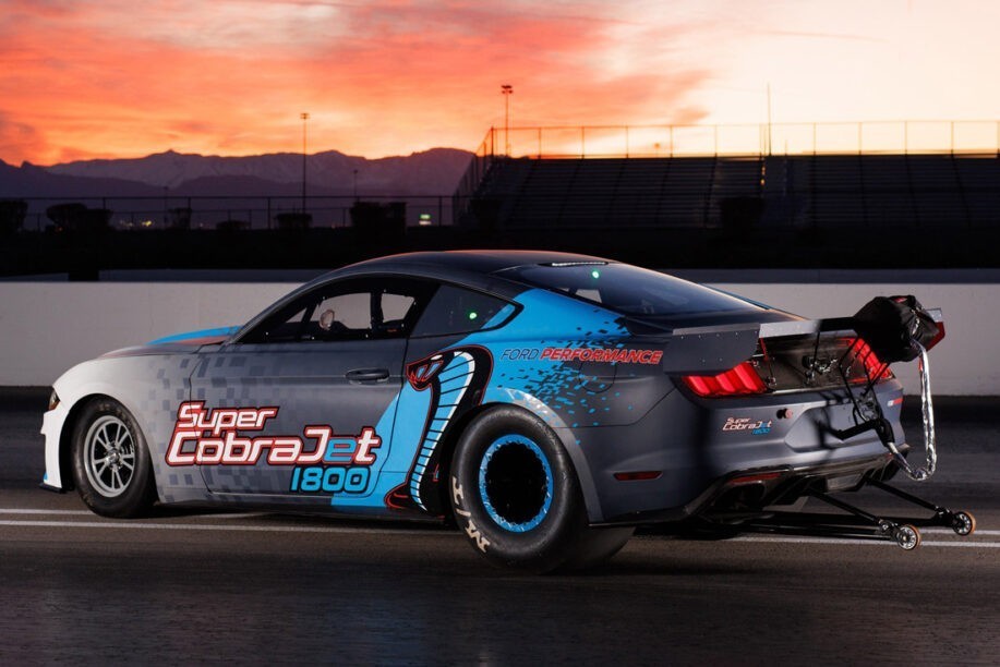 Ford Mustang Super Cobra Jet 1800