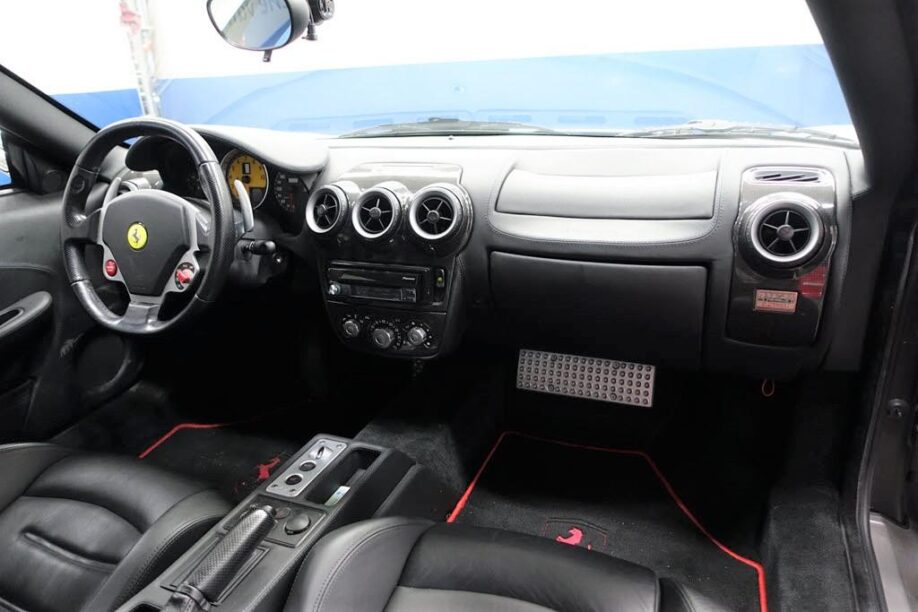 Ferrari F430 bij Domeinen