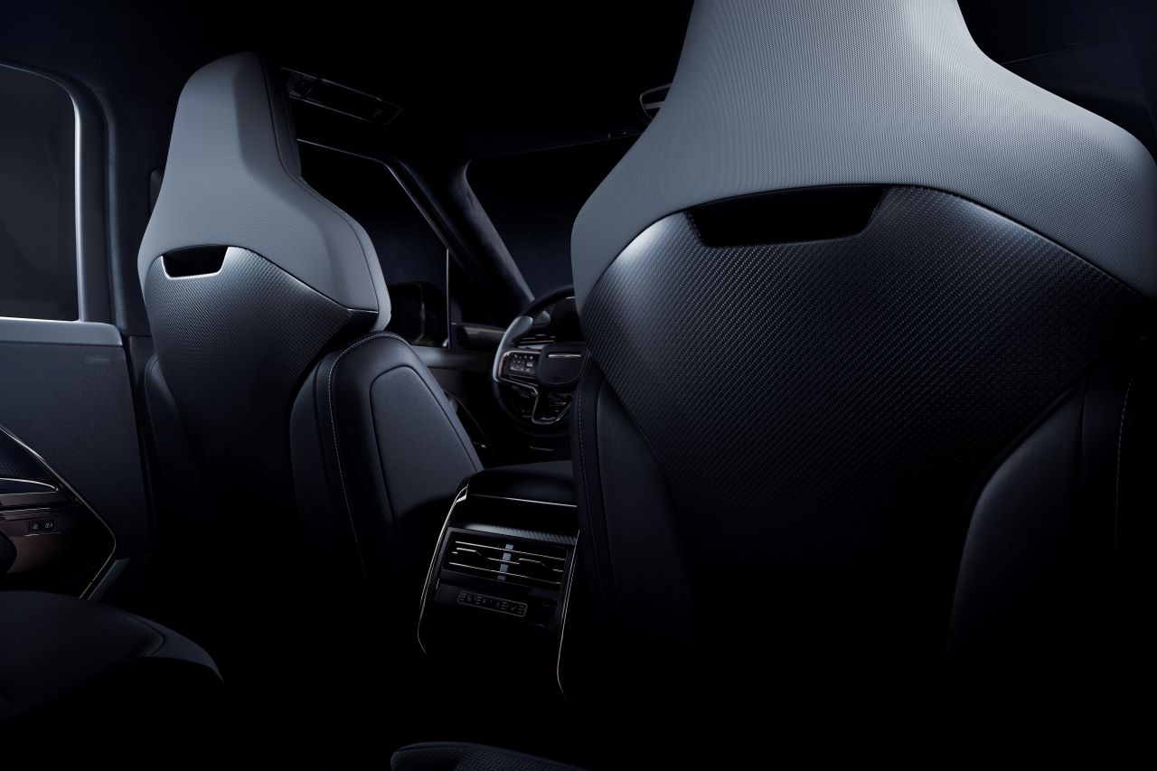 Nieuwe Range Rover Sport SV