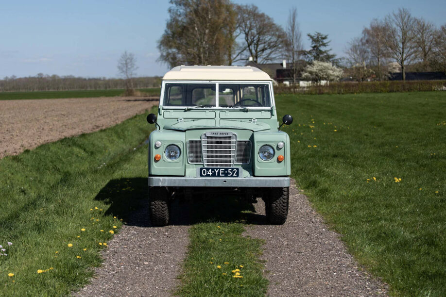 Land Rover Santana Series III