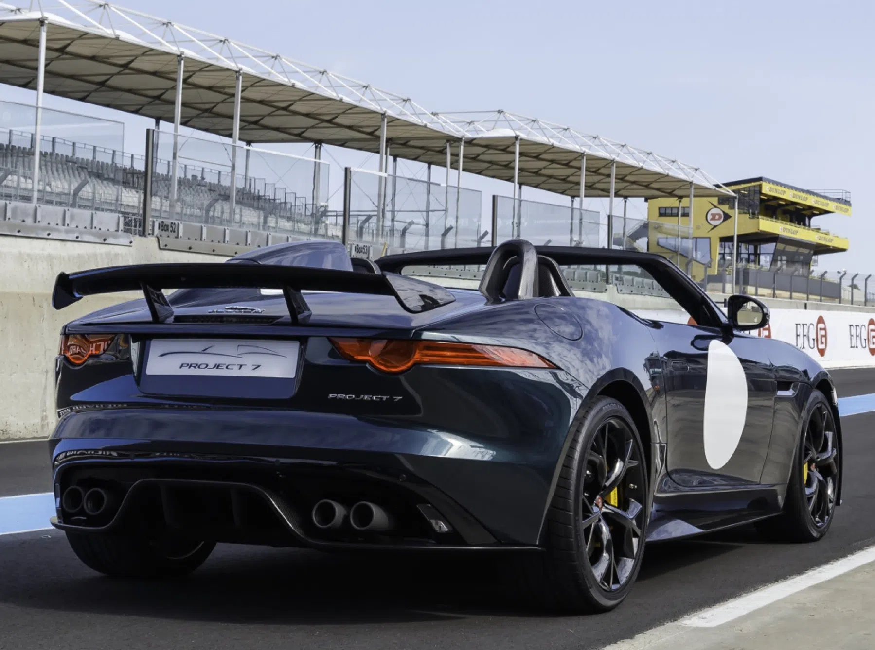 glorieuze roadsters met briljante motor