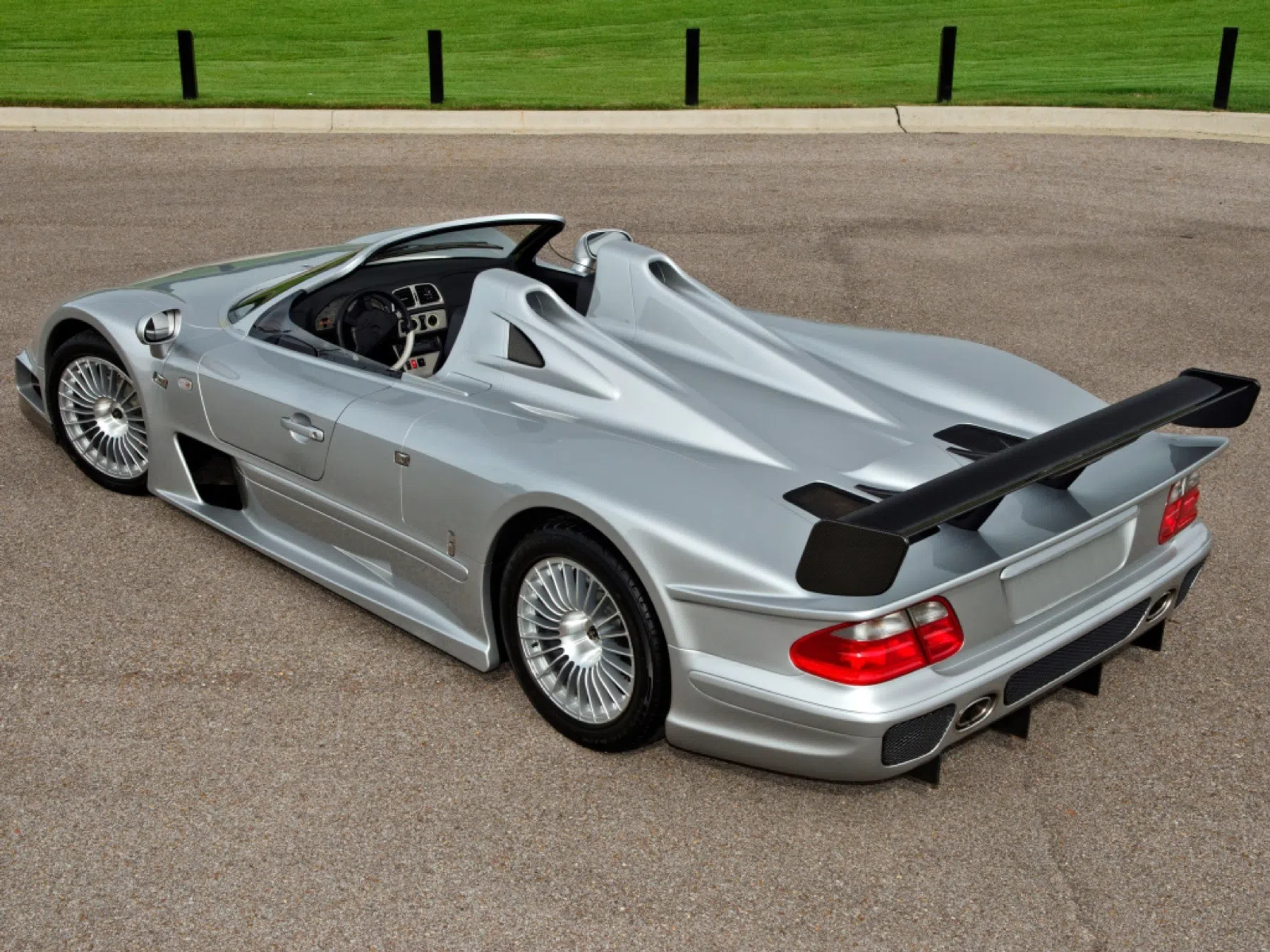 glorieuze roadsters met briljante motor