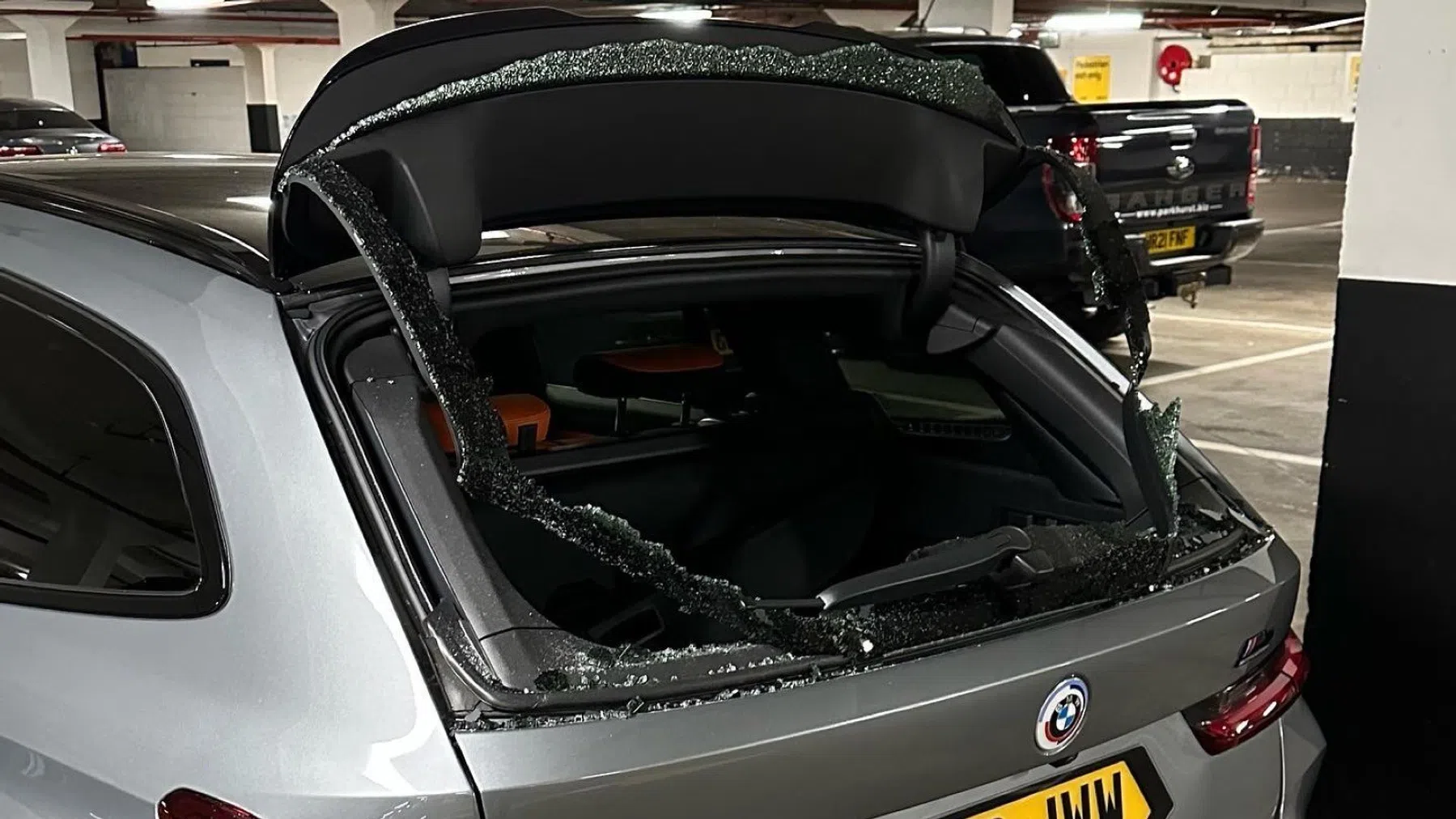 M3 Touring van YouTuber