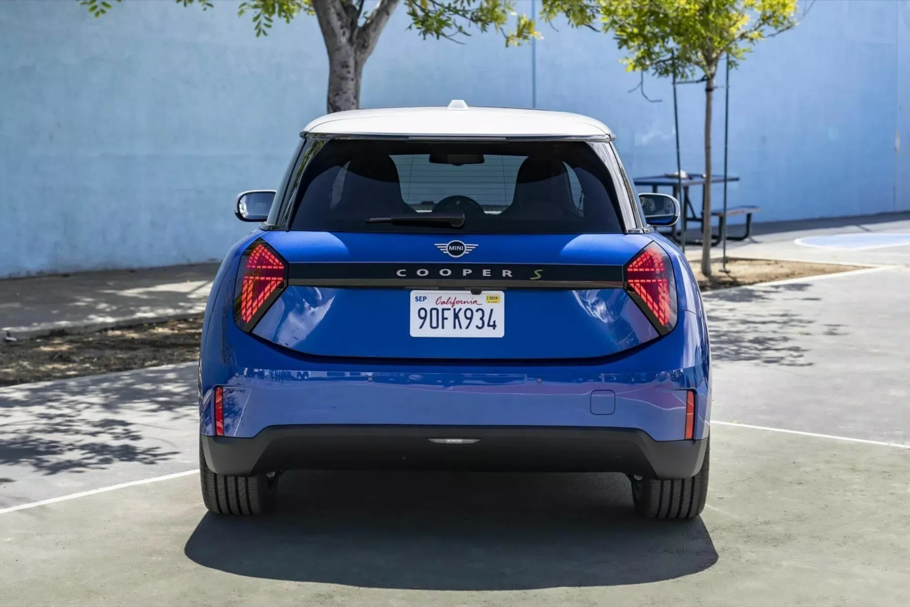 Dít is het interieur van de nieuwe New MINI