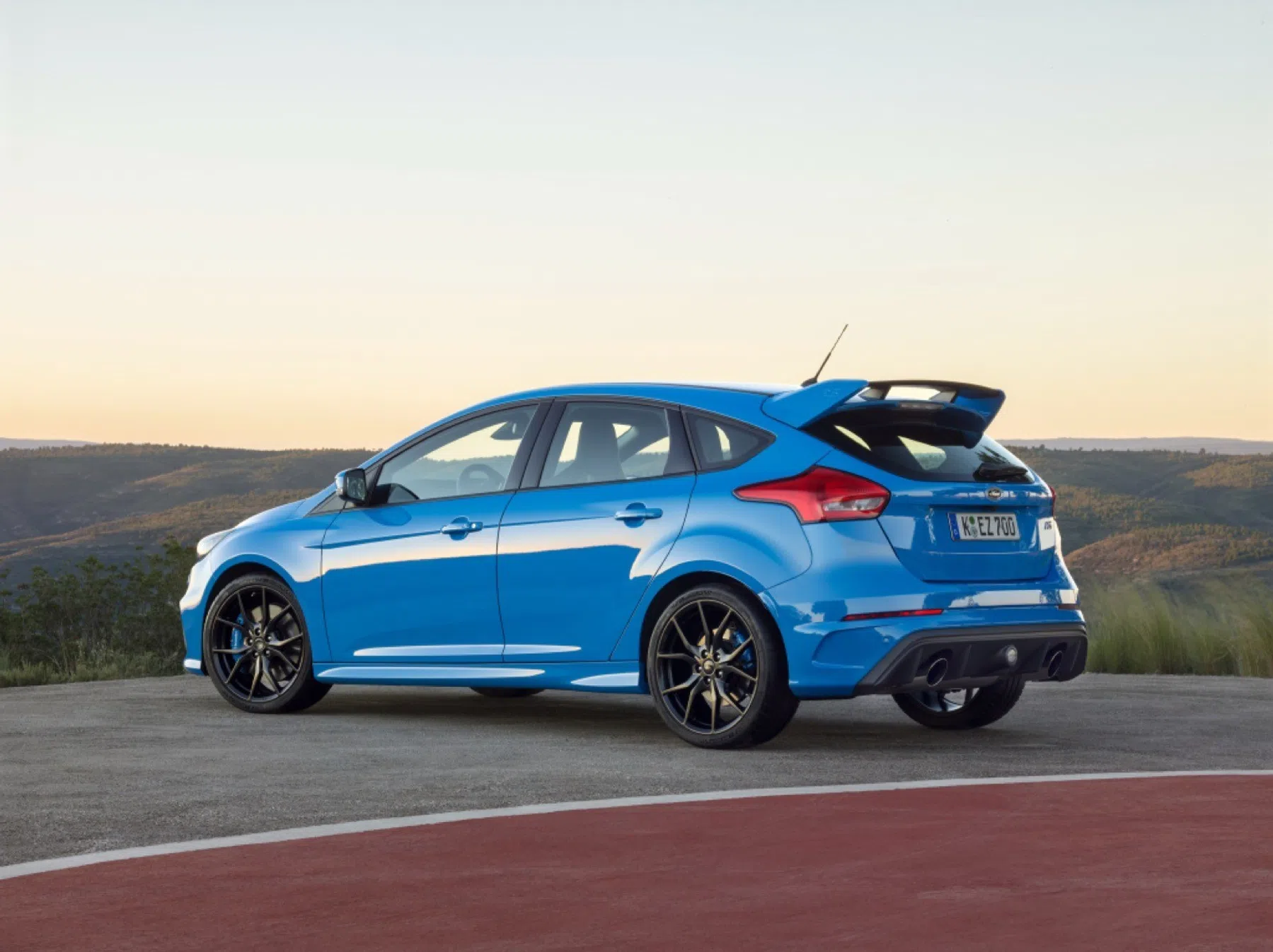 sportsedan voor trackdays