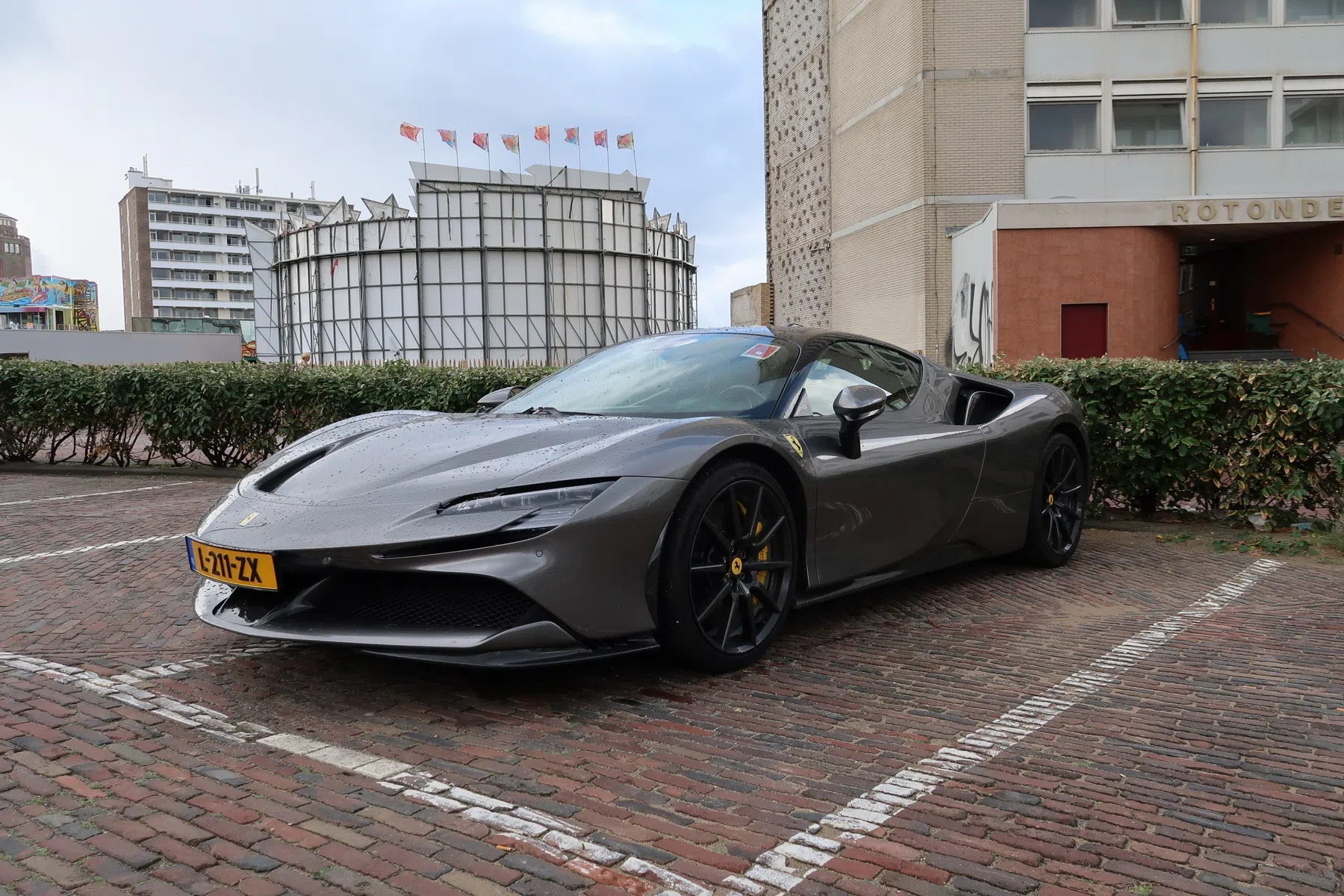 Ferrari SF90